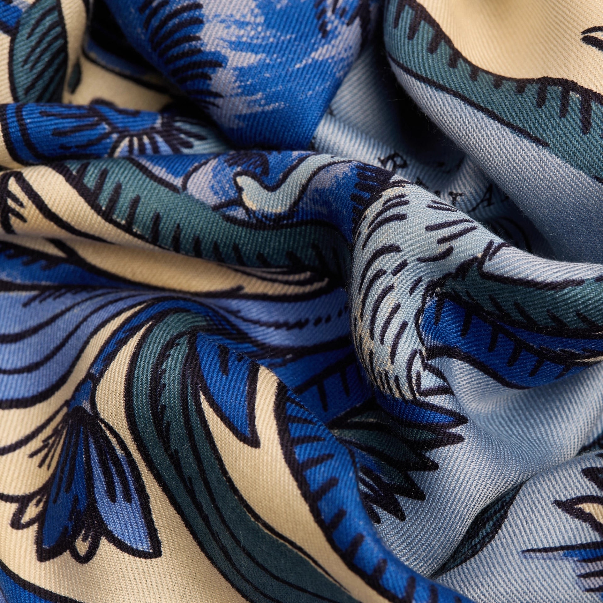 Square 130 Chance Inoui blue scarf