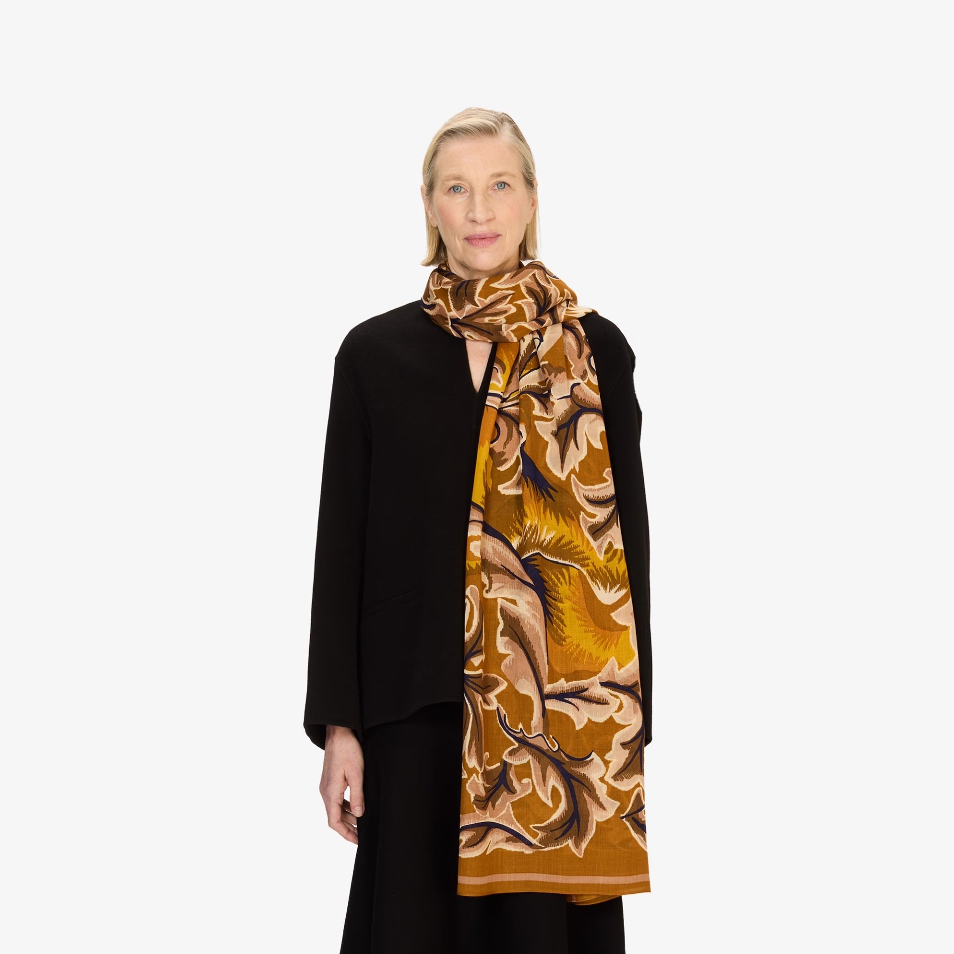 Scarf 100 Leonard saffron wool