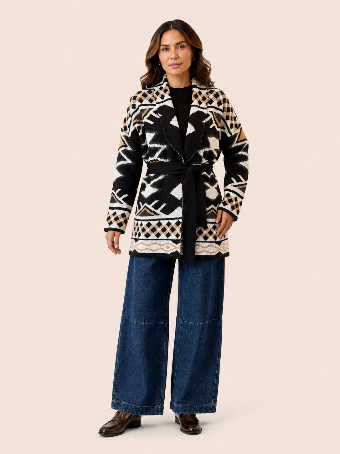 Women's Black & Cream Geometric Knit Cardigan With Belt
