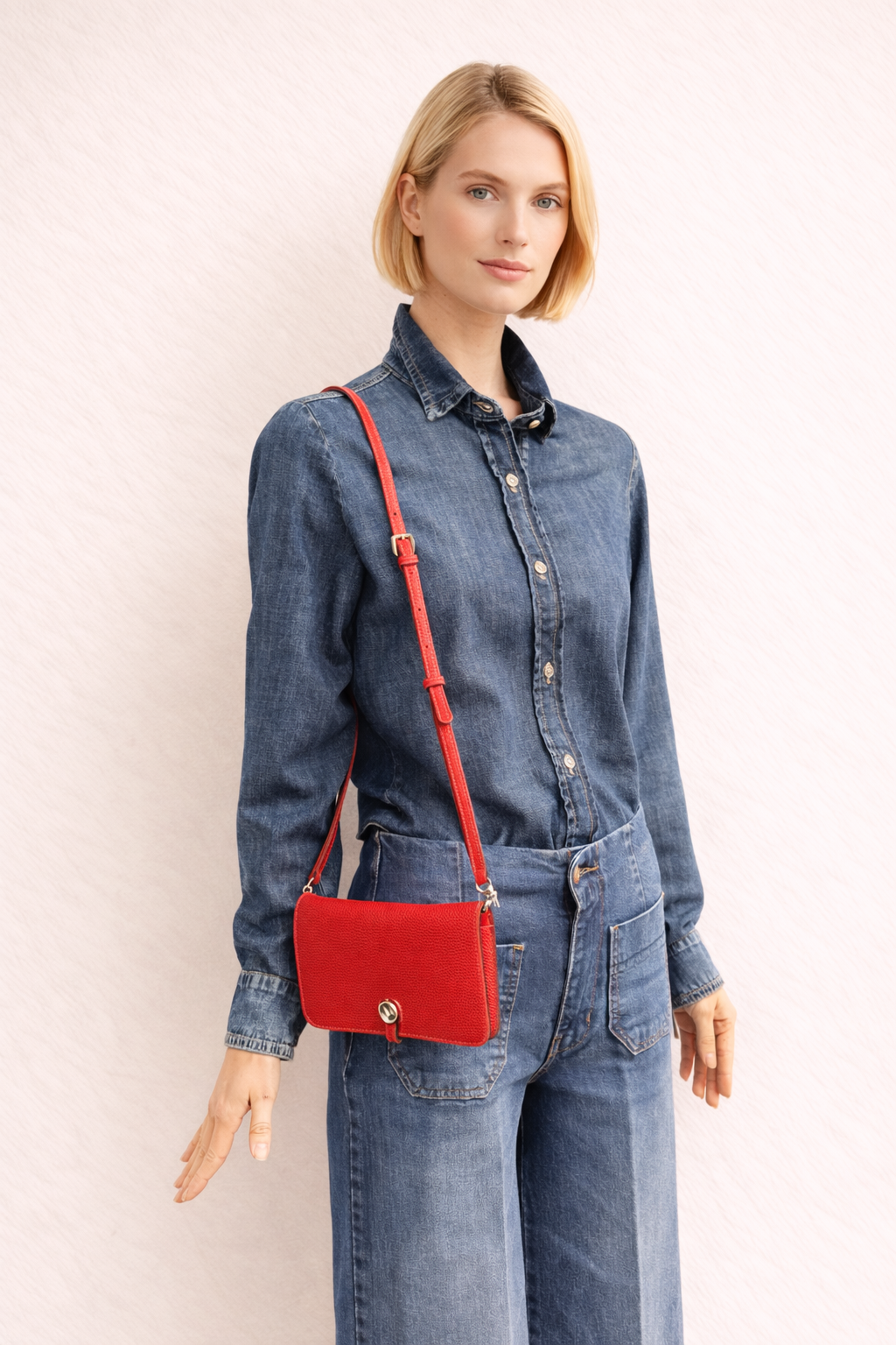 Luxe Red Leather Modular Crossbody Bag - Detachable Wallet & Adjustable Strap