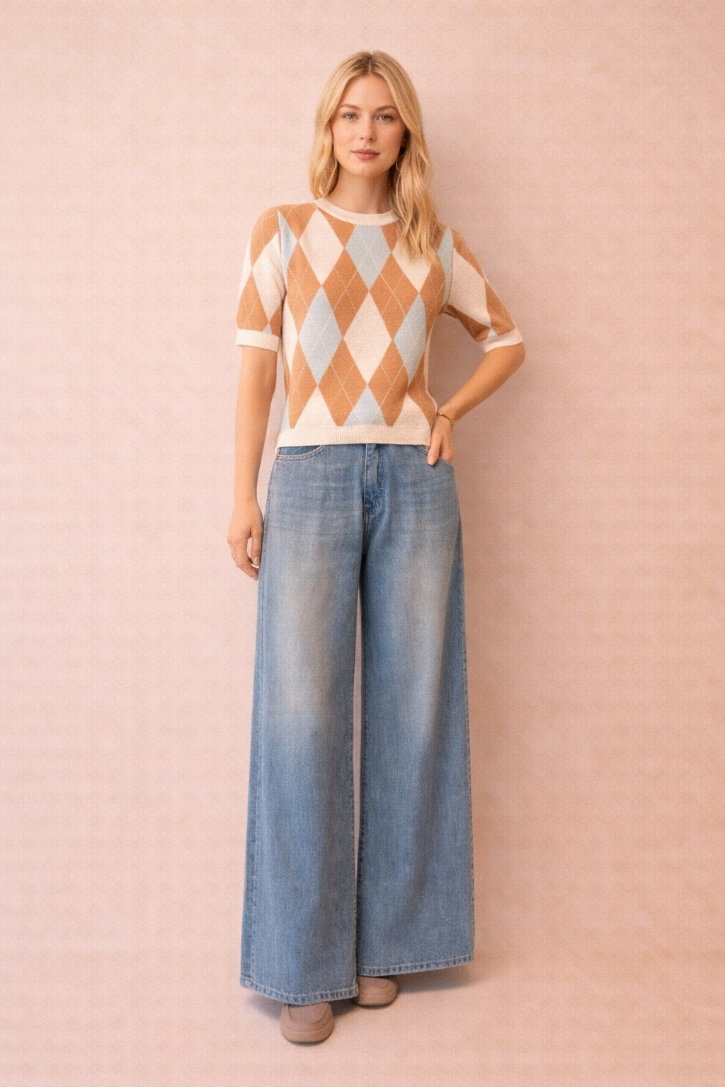 Camel & Cream Argyle Knit Top - Short Sleeve Diamond Sweater