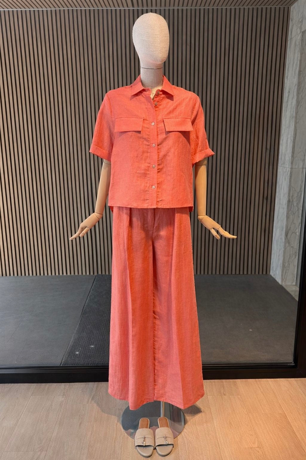 Coral Linen Short Sleeve Shirt - Relaxed Fit Summer Button-Up Top