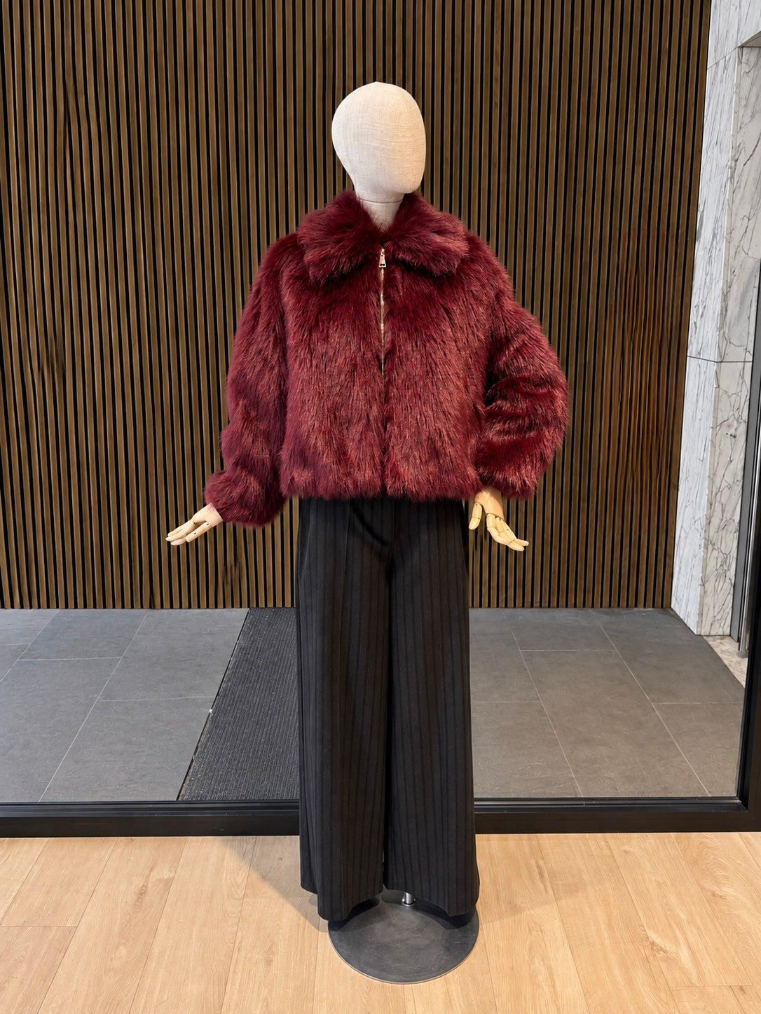 Women's Relaxed Fit Burgundy Faux Fur Jacket With Zip & Statement Collar