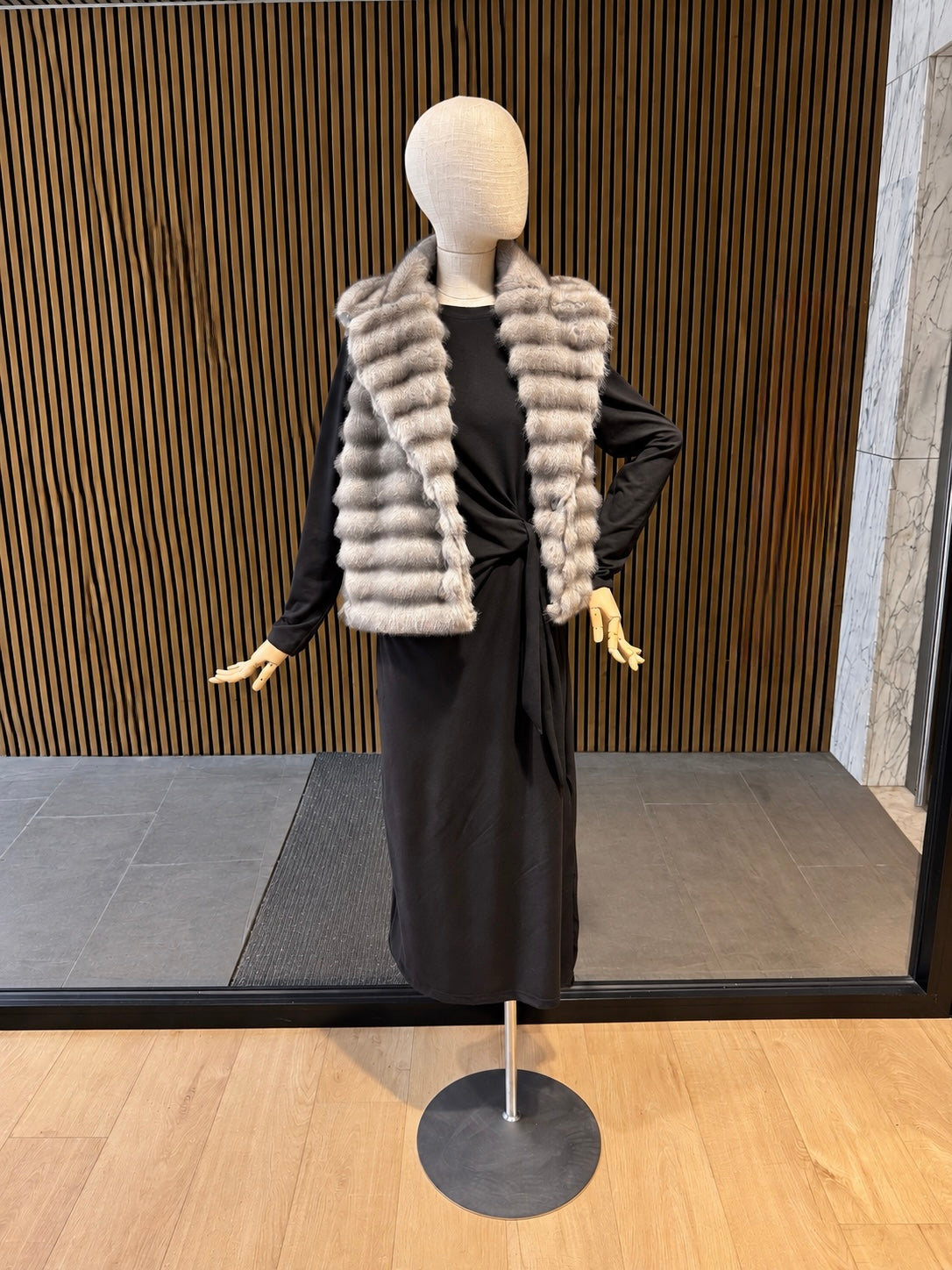 Grey Faux Fur Vest With Wide Collar - Women's Luxury Gilet