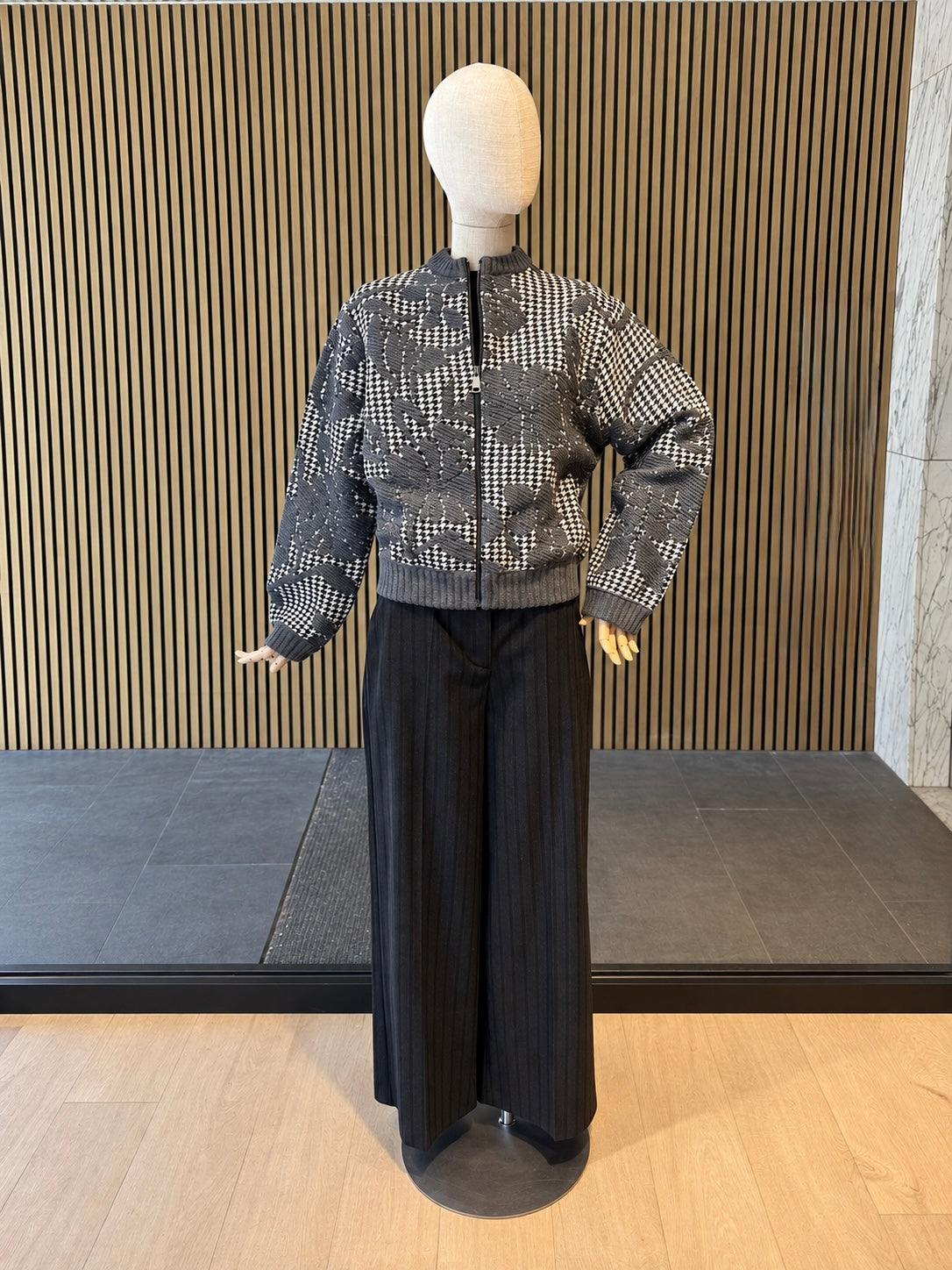 Relaxed Fit Grey Houndstooth Floral Jacquard Zip-Up Jacket - Zip-Up Cardigan