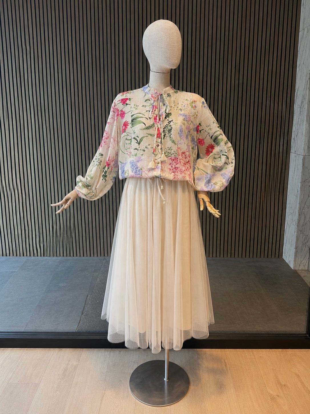 Floral Patchwork Tie-Neck Blouse - Romantic Balloon Sleeve Top