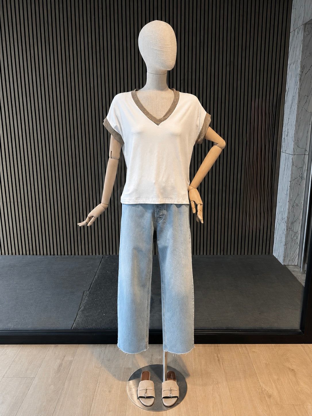 Luna Shimmer Trim V-Neck T-shirt - White & Taupe