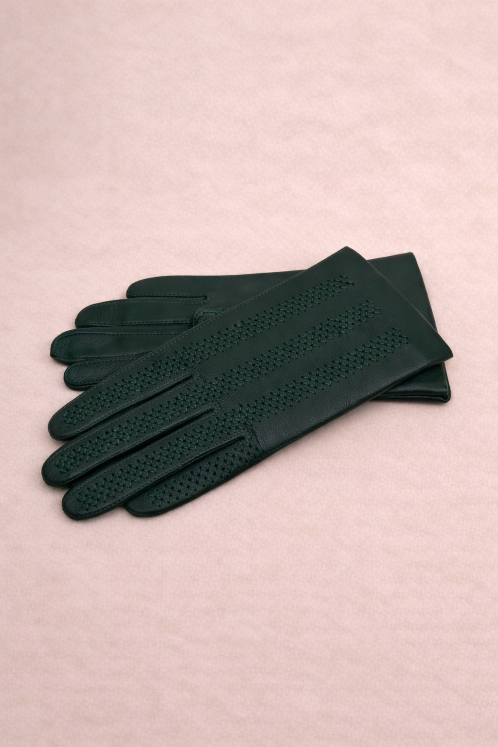 Vernazza women's green olive leather gloves