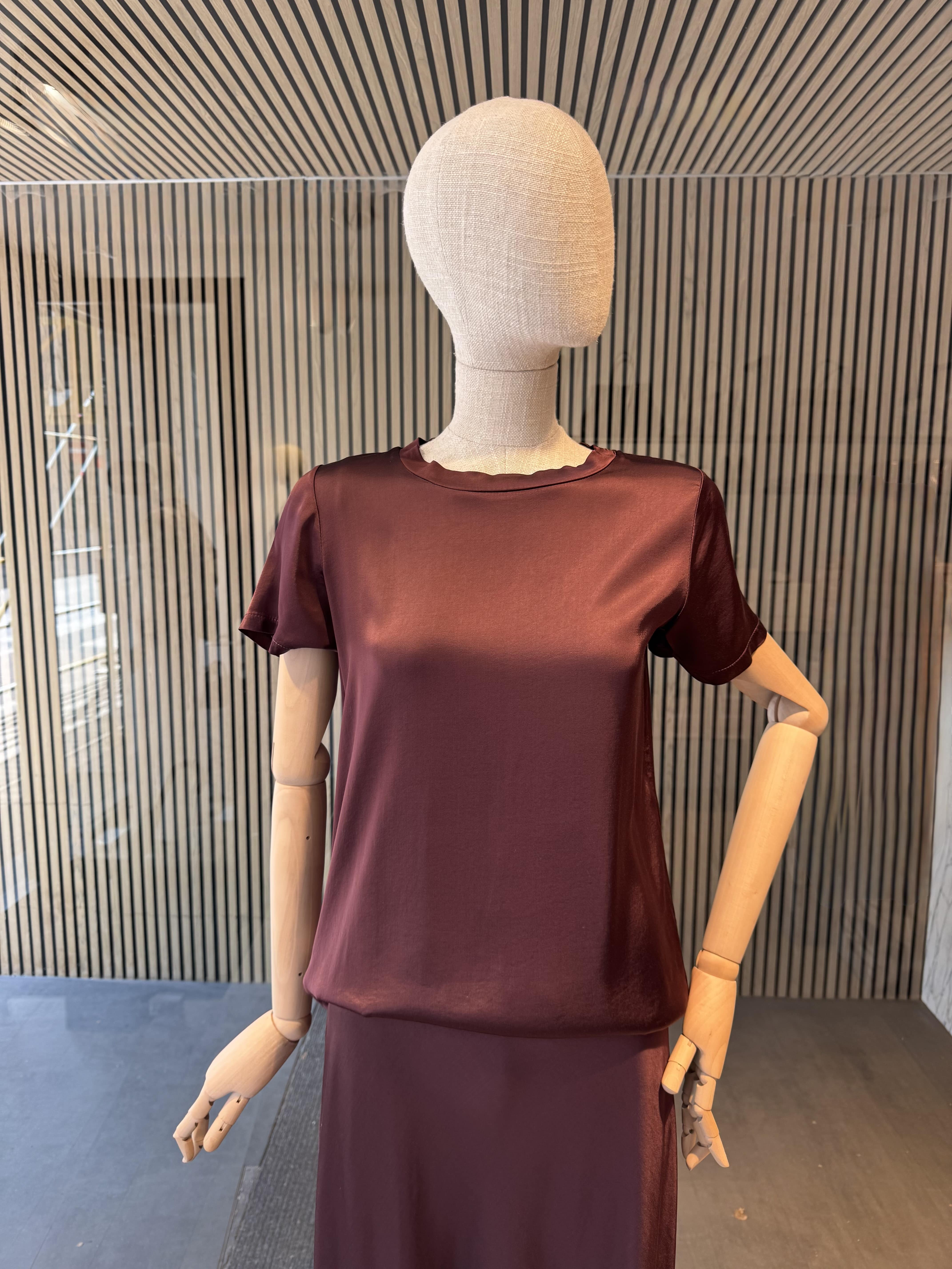 Burgundy t-shirt