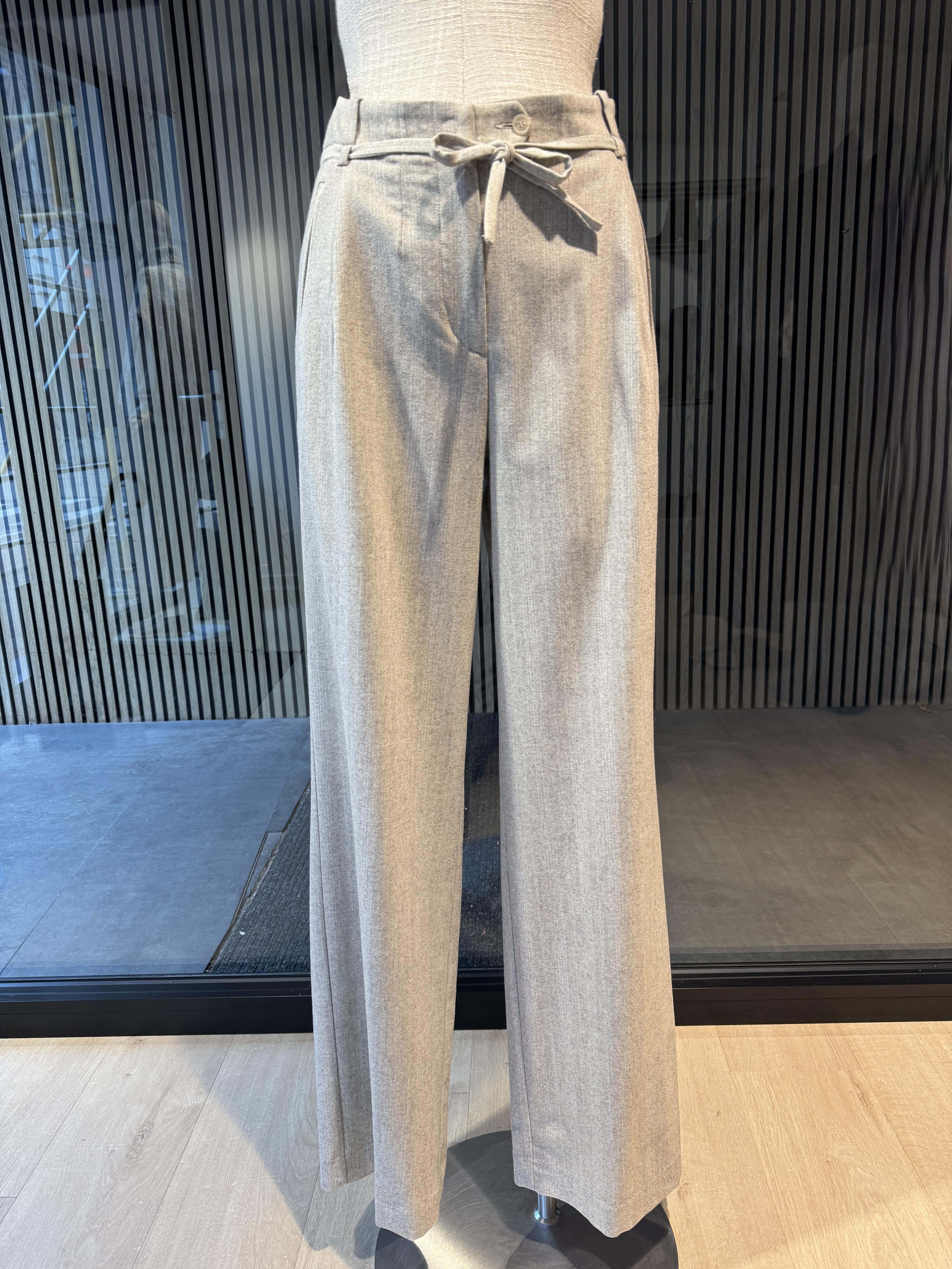 Relaxed fit trousers
