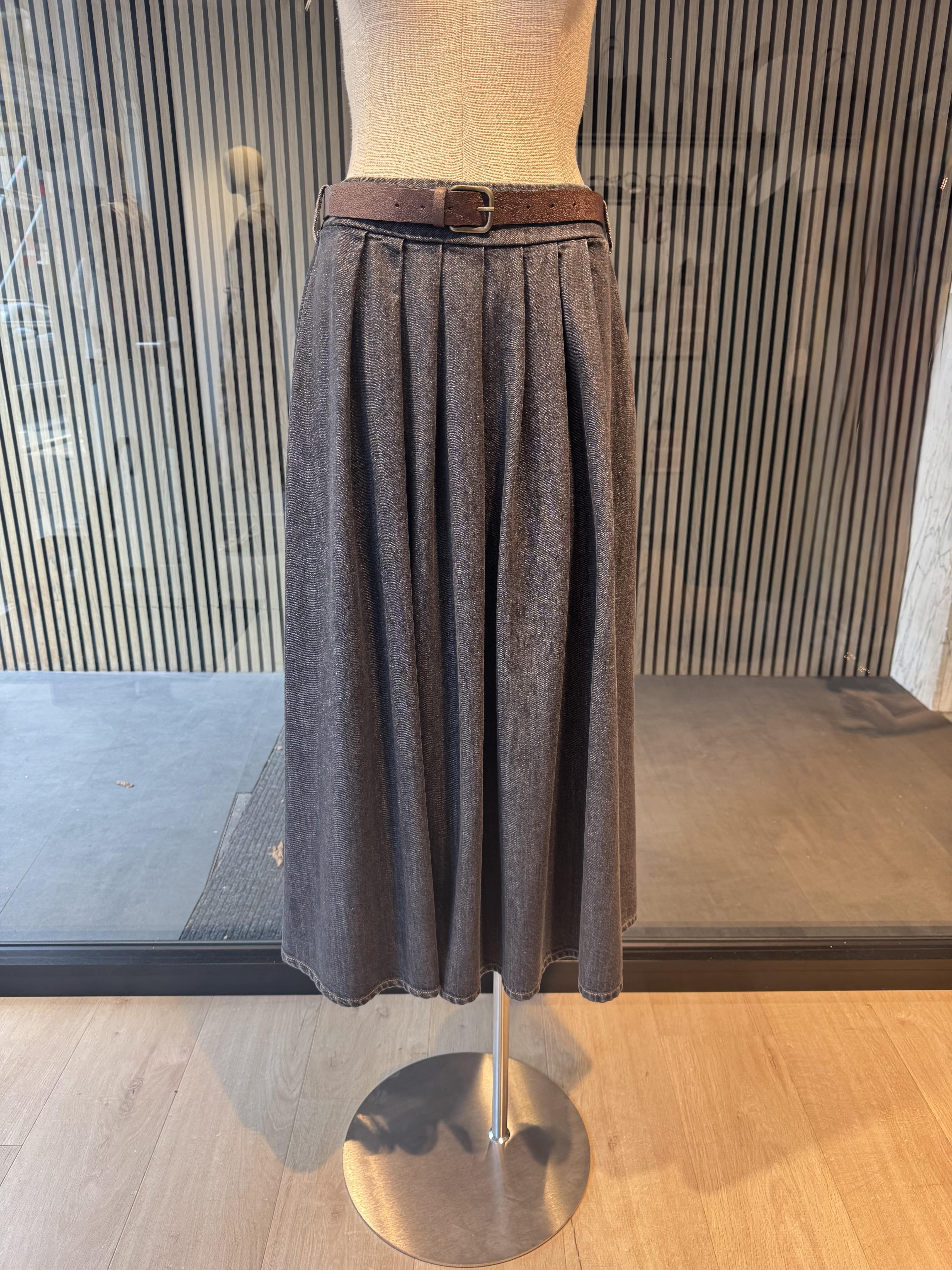 Relaxed fit long denim skirt