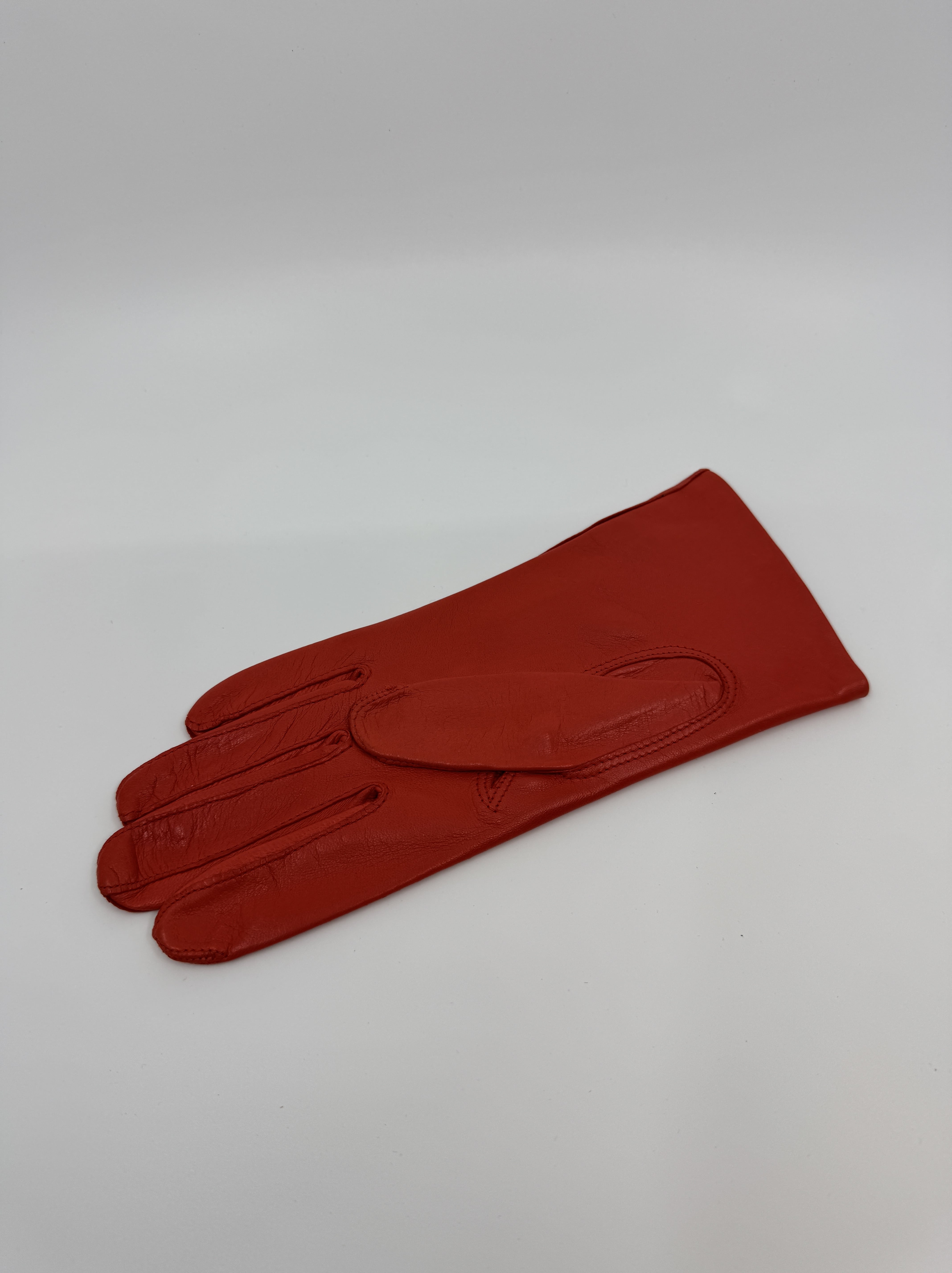 Vernazza women's orange leather gloves