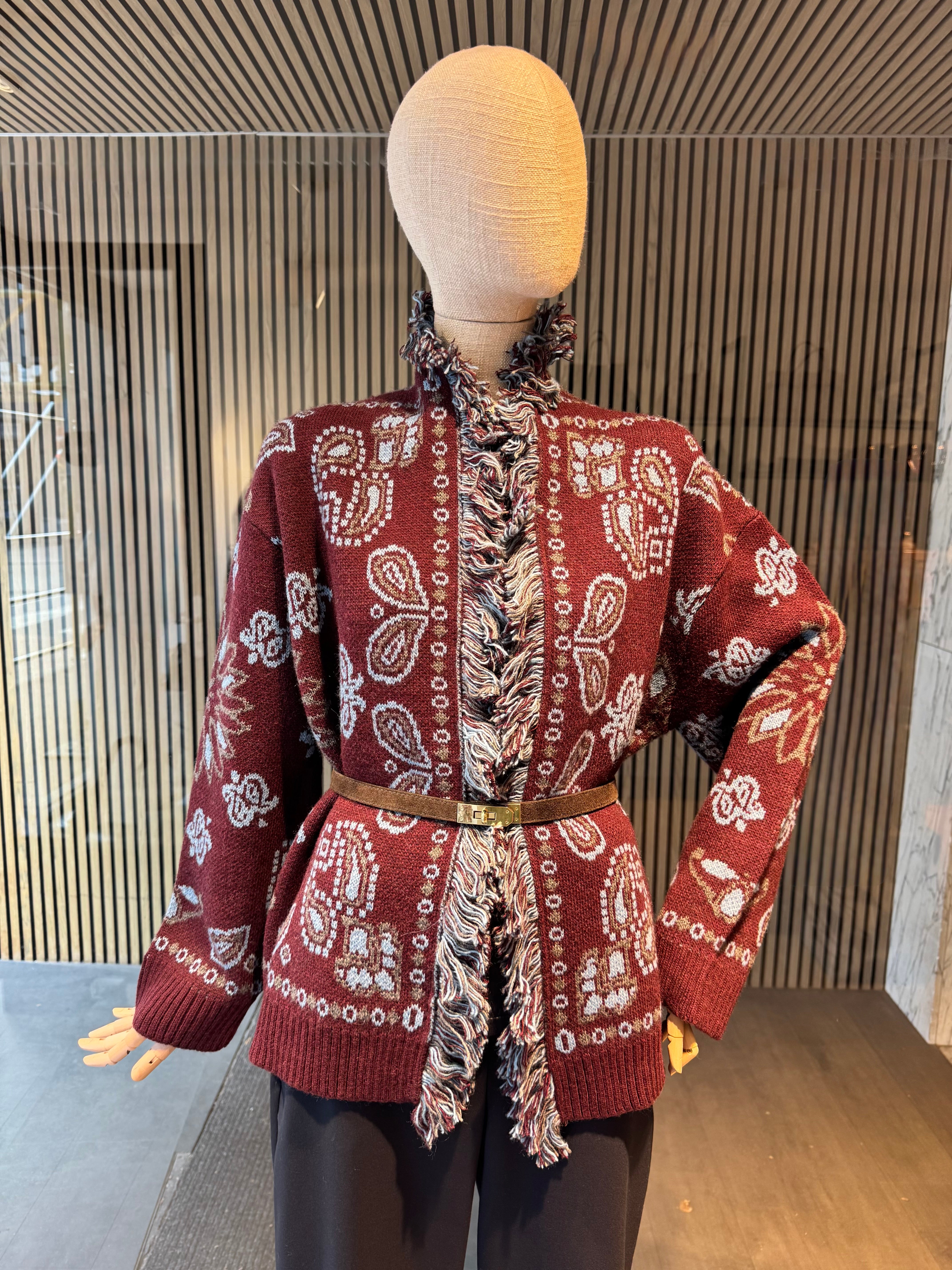 Cardigan in paisley print