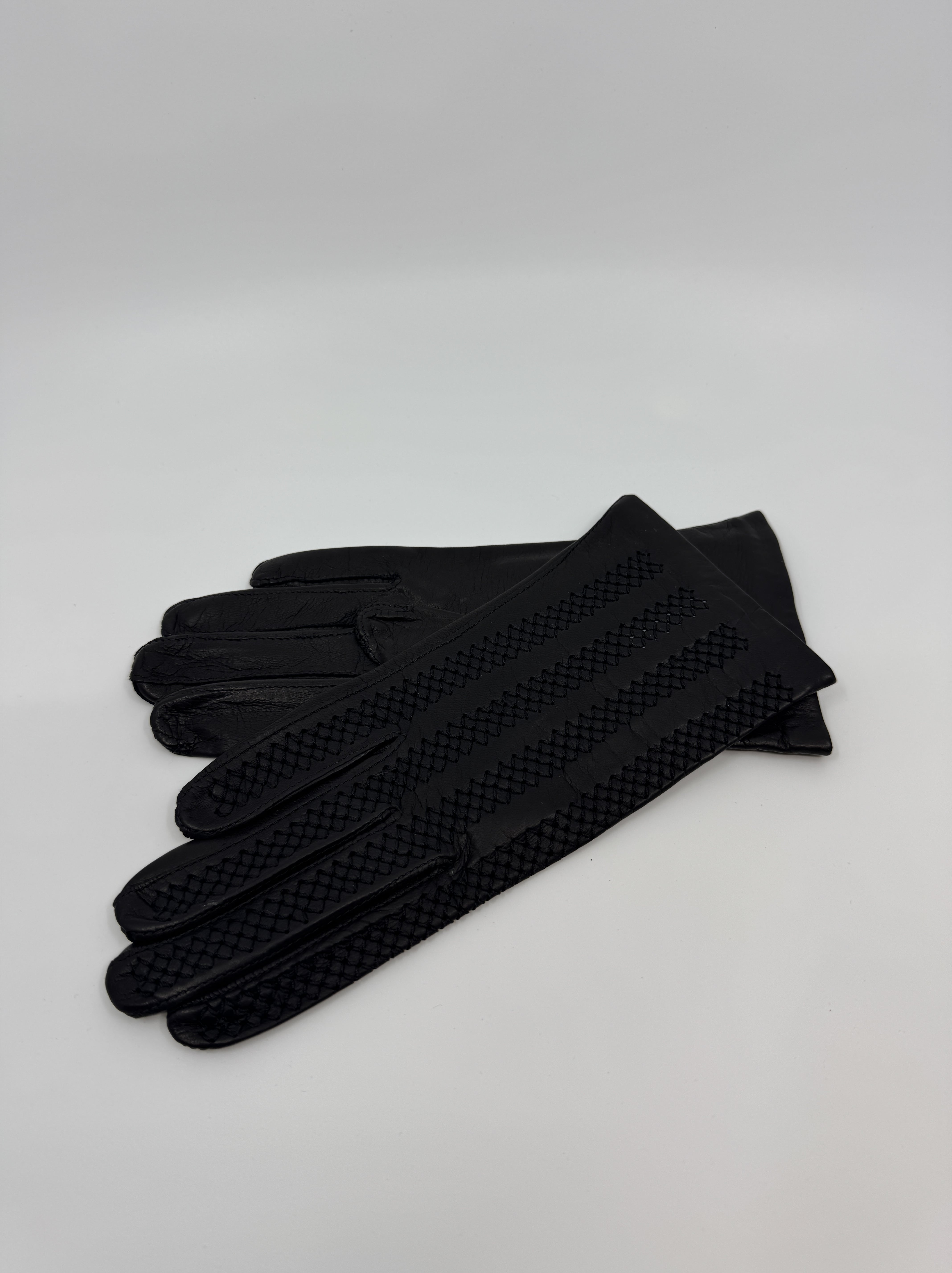 Vernazza women's black leather gloves