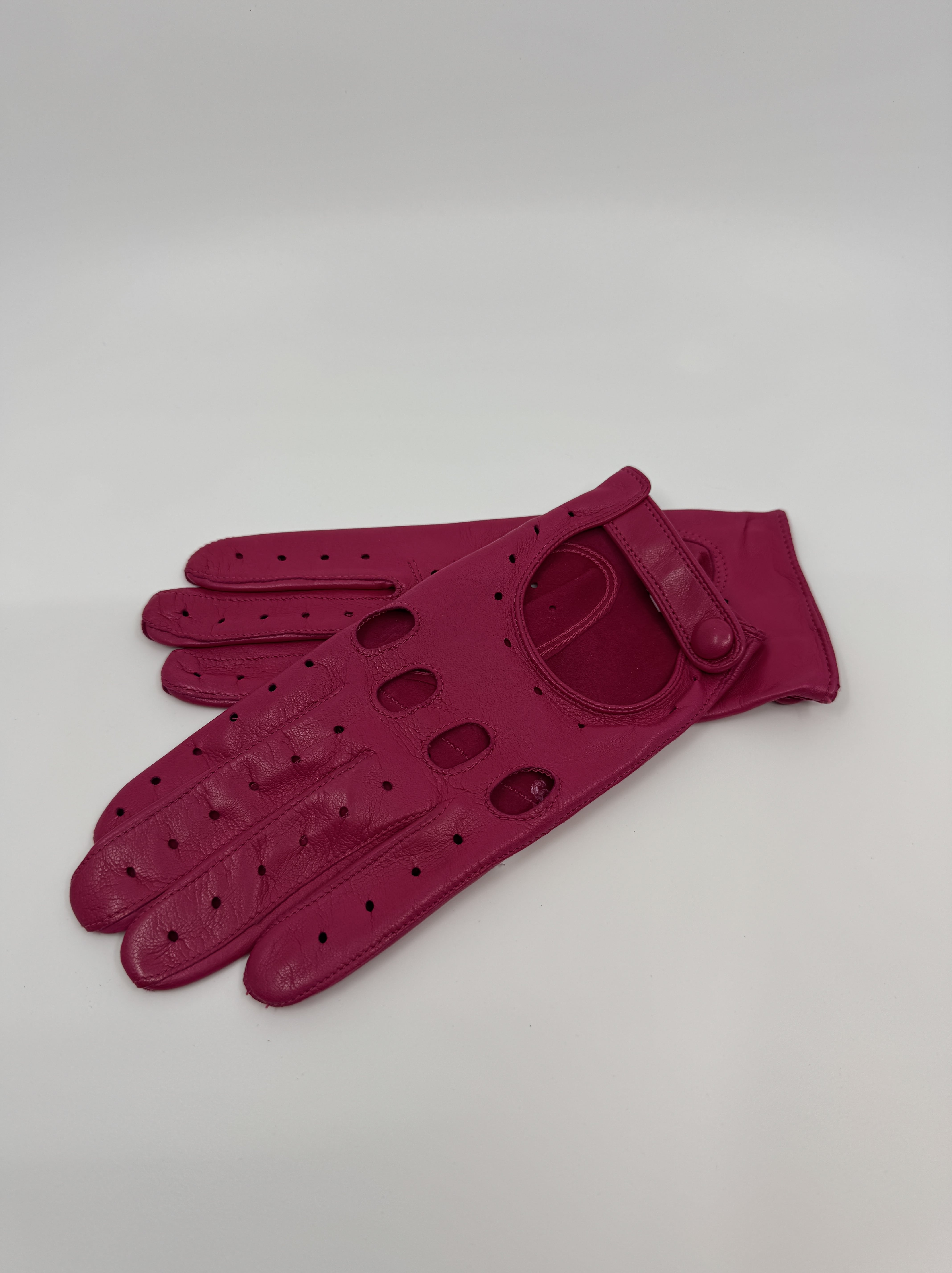 Messina Women's hot pink leather driving gloves