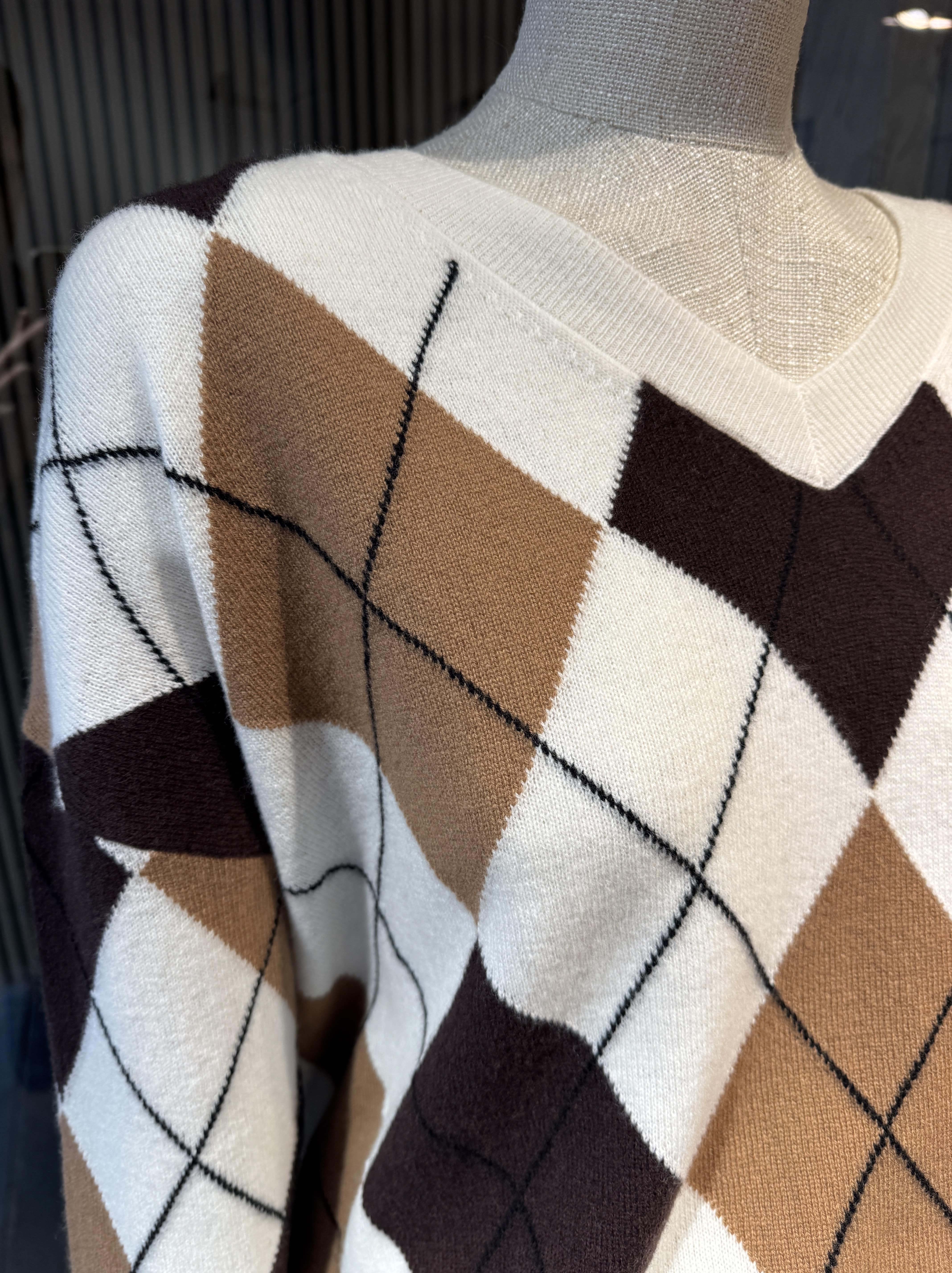 Relaxed fit wool cream/brown/camel sweater v-neck