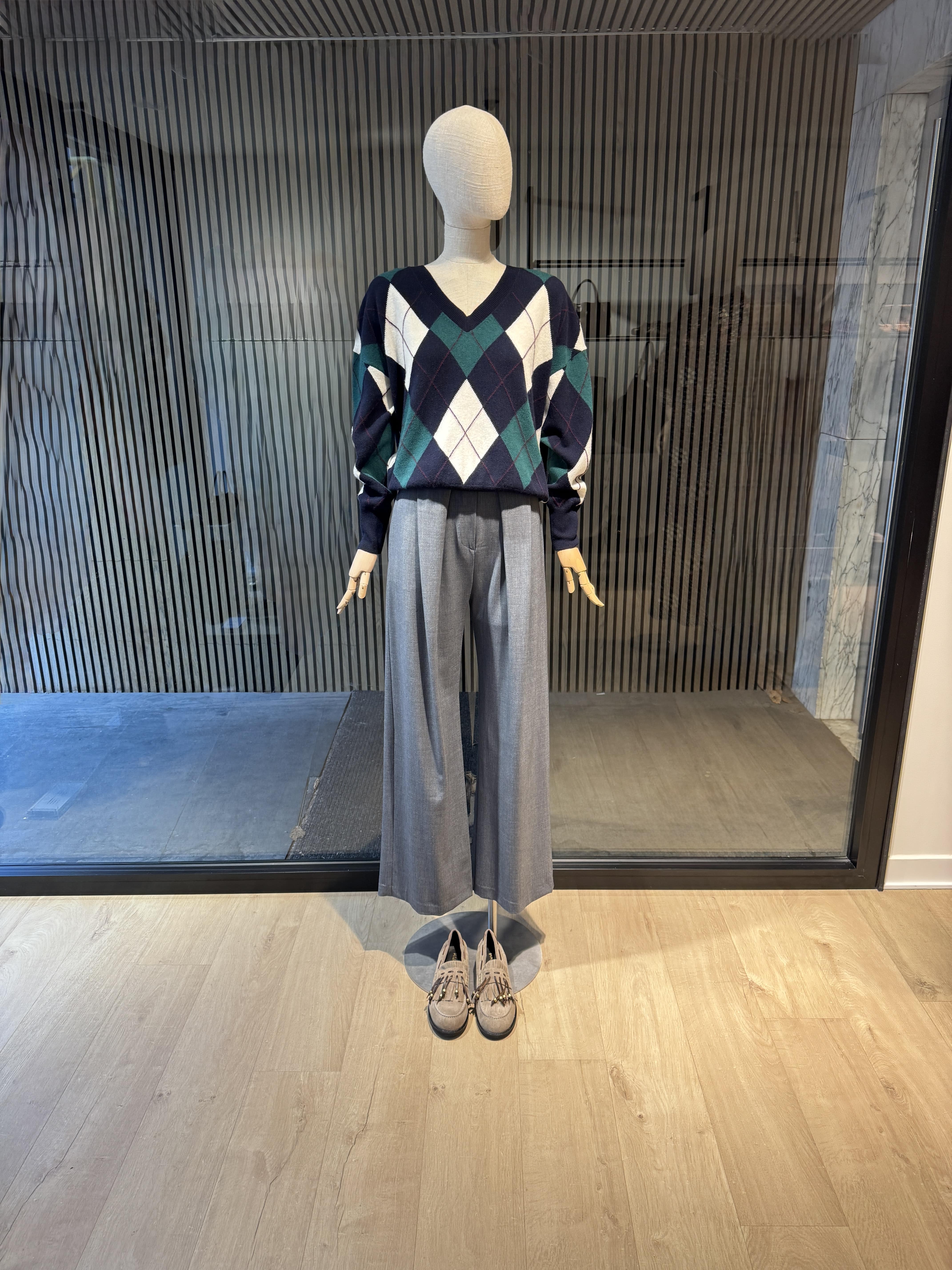 Relaxed fit wool navy/green/white v-neck sweater