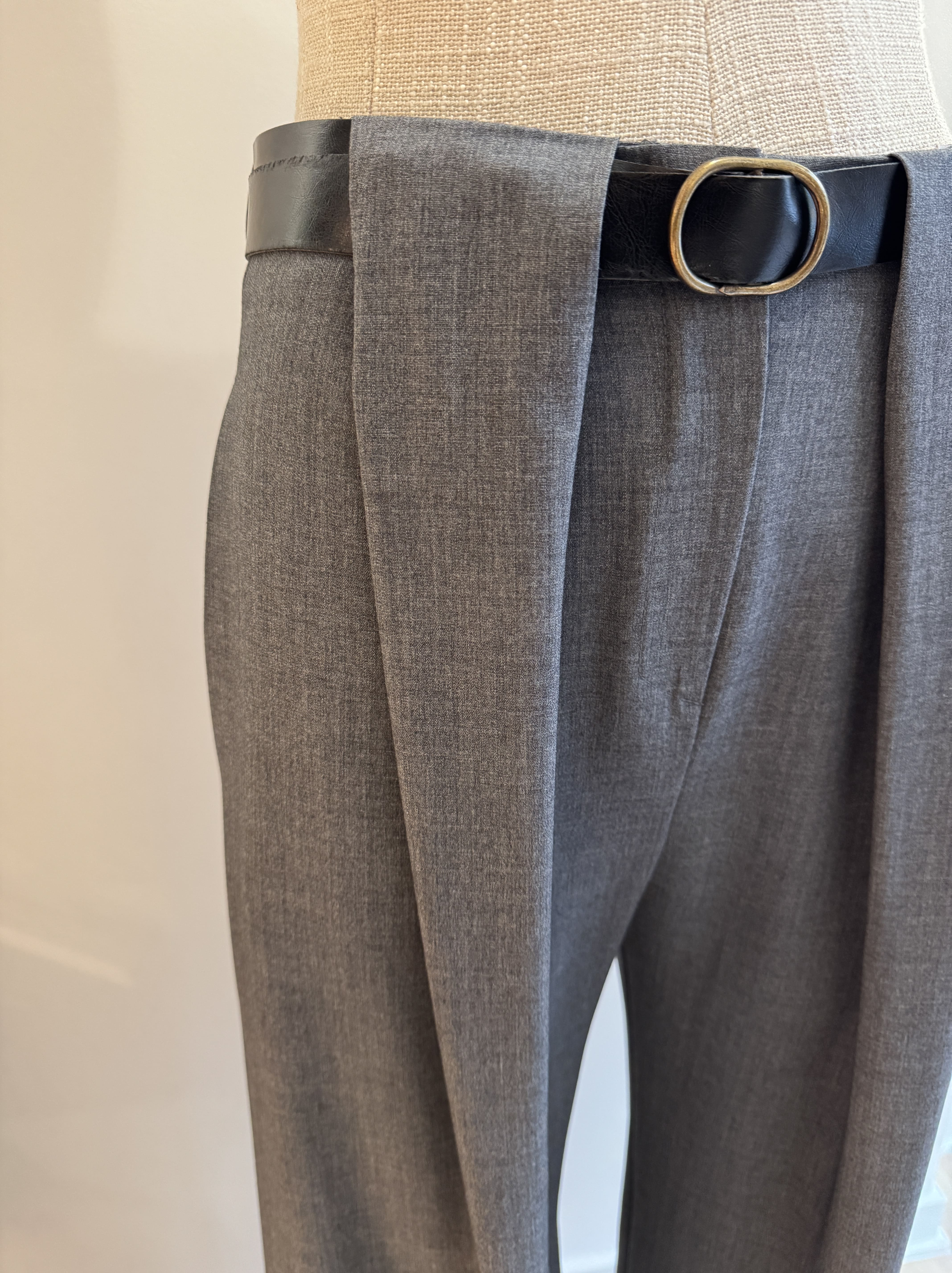 Relaxed fit grey trousers