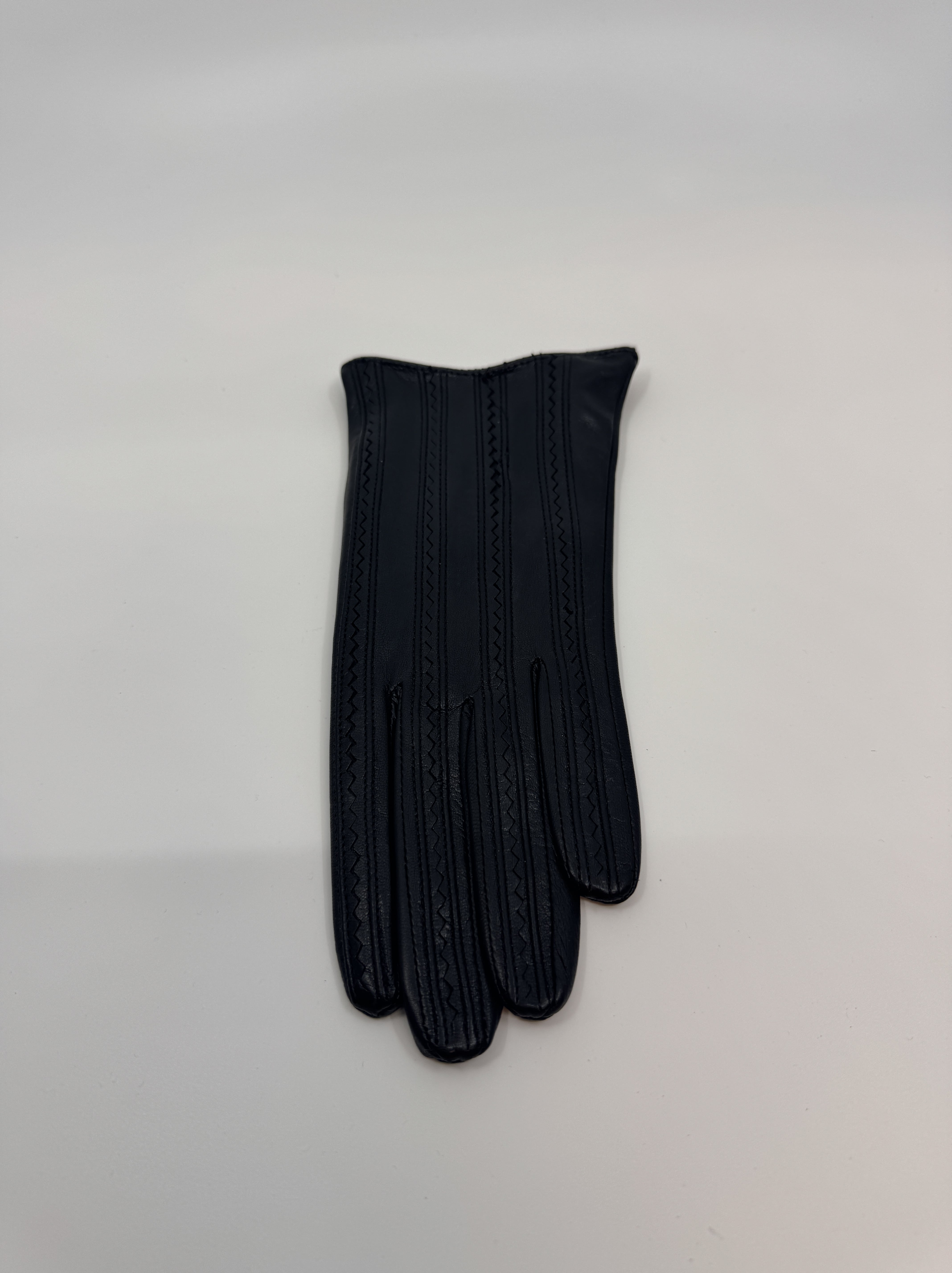 Pavia women's black leather gloves