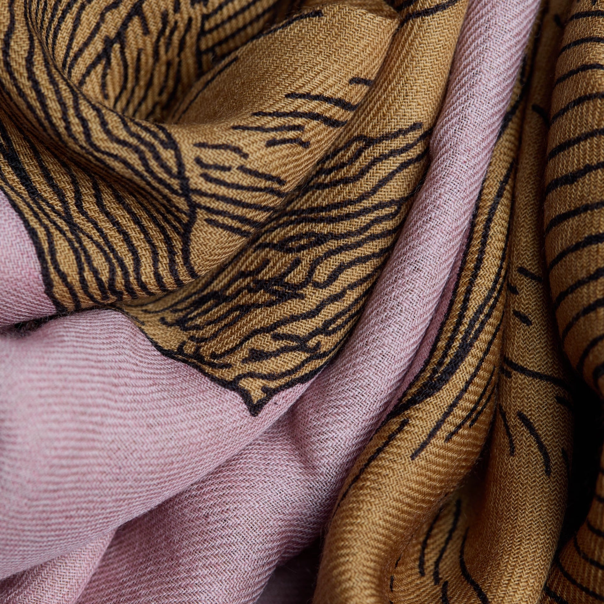 Scarf 70 - montana nude