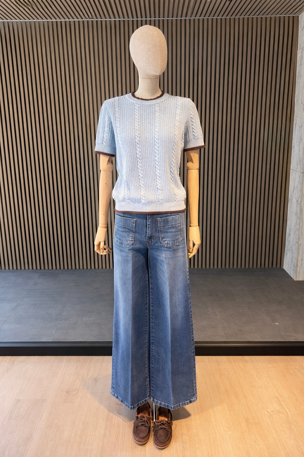 Light Blue Cable Knit Short Sleeve Sweater With Brown Trim