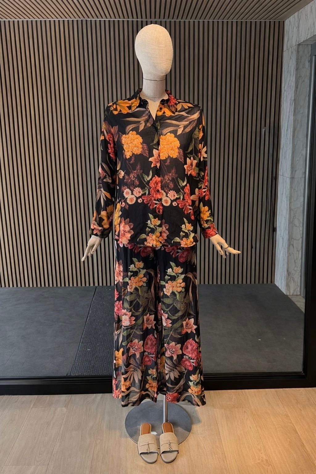 Black Floral Sheer Shirt - Lightweight Button-Up Blouse for Women