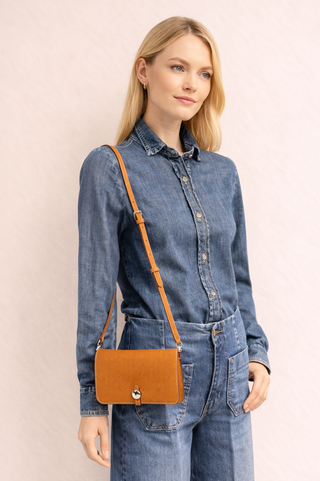 Luxe Cognac Leather Modular Crossbody Bag - Detachable Wallet & Adjustable Strap