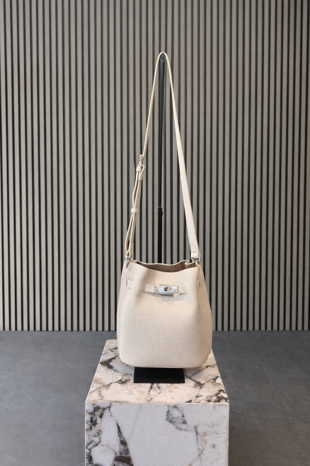 Luxury Cream Pebbled Leather Bag - Elegant Crossbody Shoulder Bag