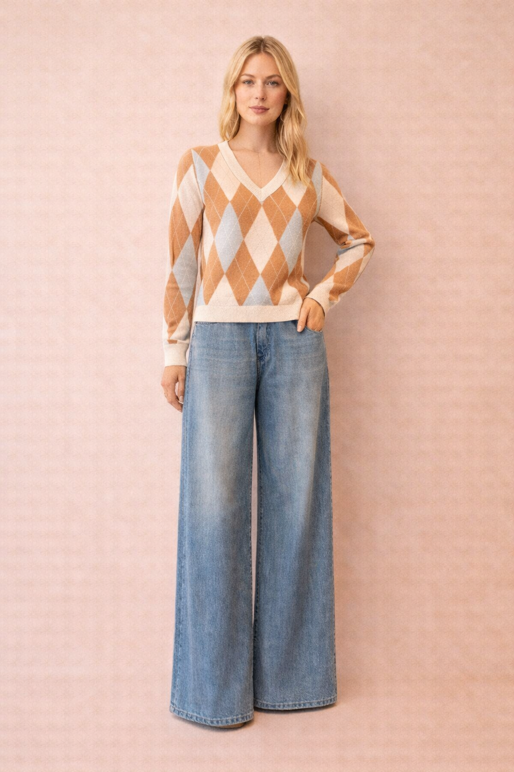 Camel & Cream Argyle V-Neck Knit Sweater - Soft Luxury Jumper