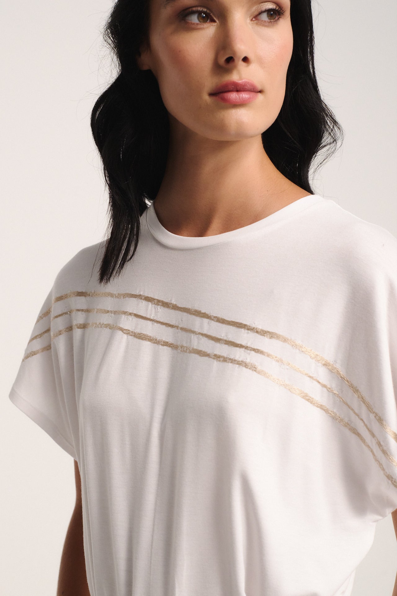 White Relaxed T-Shirt with Gold Foil Stripes – Soft Premium Casual Top