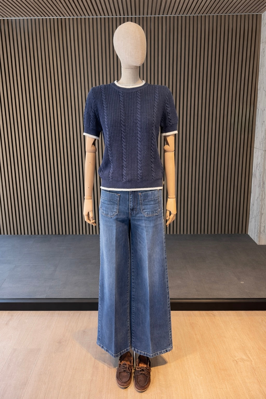 Navy Cable Knit Short Sleeve Sweater With White Trim