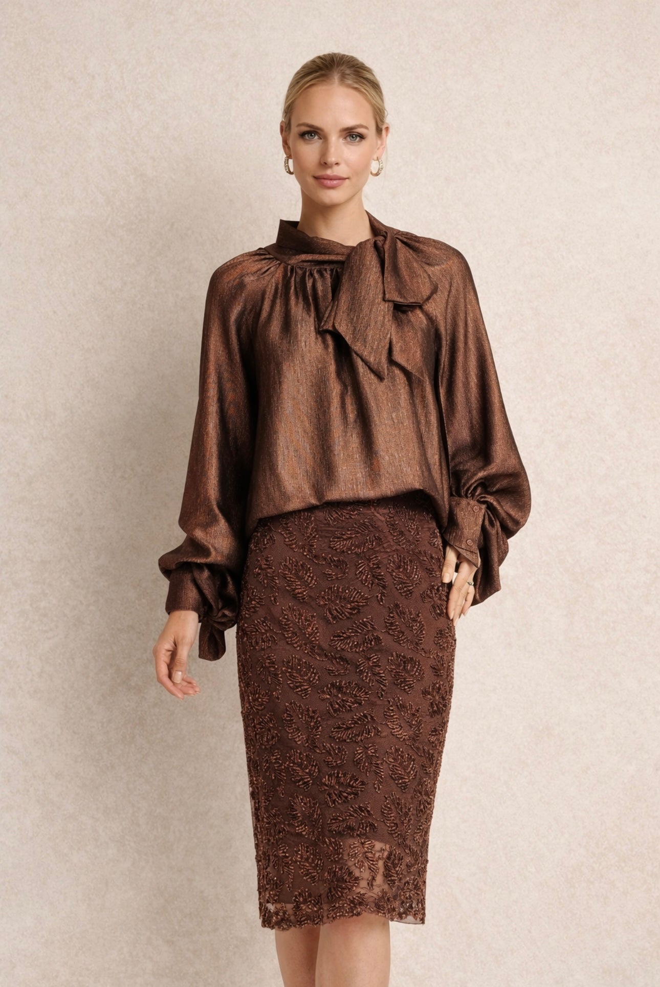 Brown skirt with sequins embroideries