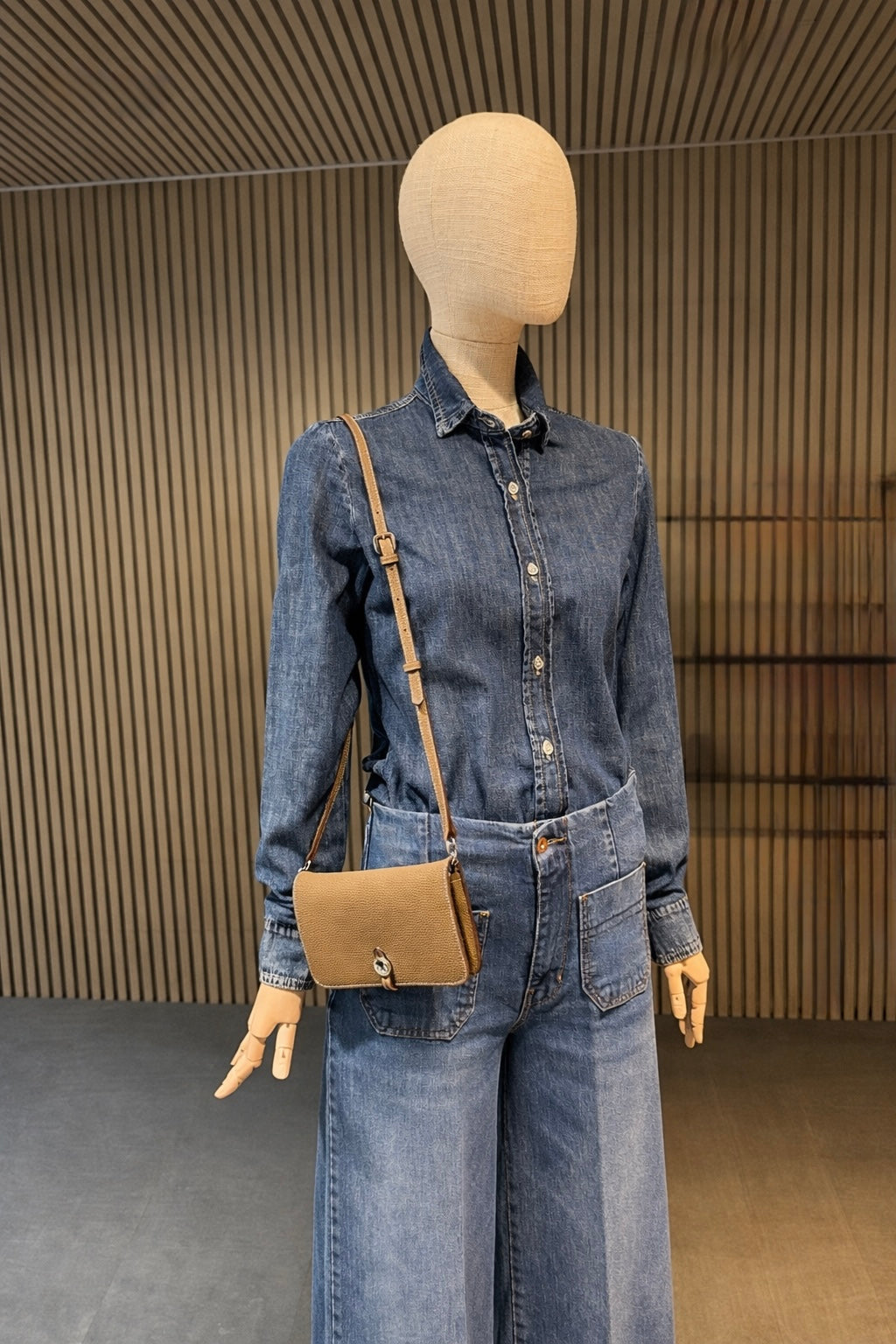Luxe Dark Taupe Leather Modular Crossbody Bag - Detachable Wallet & Adjustable Strap