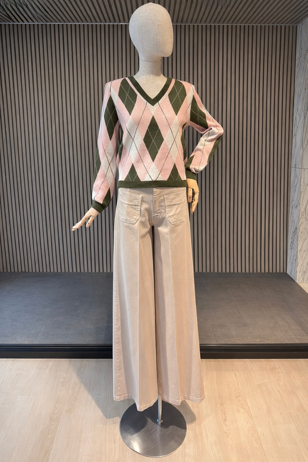 Pink & Olive Argyle V-Neck Knit Sweater - Soft Luxury Jumper