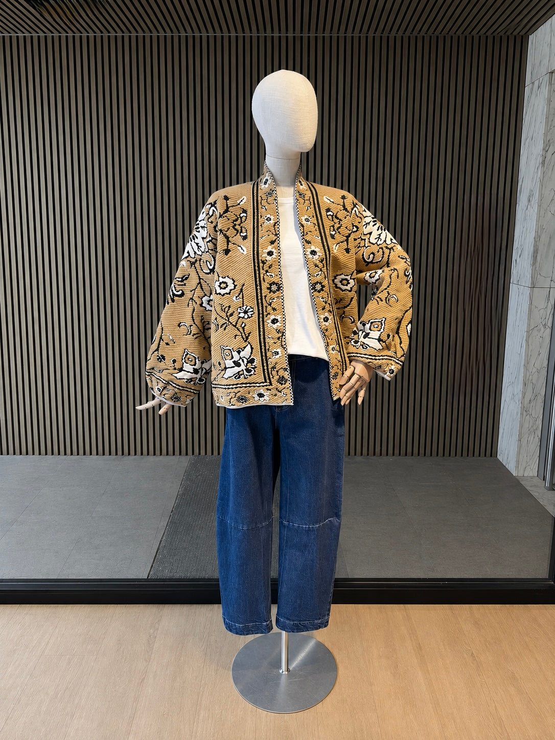 Women's Relaxed Fit Camel Floral Embroidered Cardigan Jacket