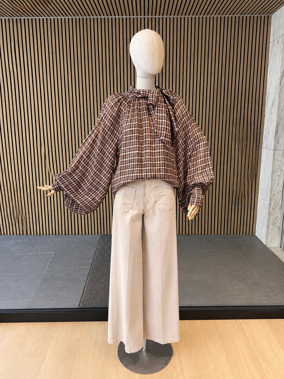 Relaxed Fit Brown Houndstooth Bow Neck Blouse With Balloon Sleeves