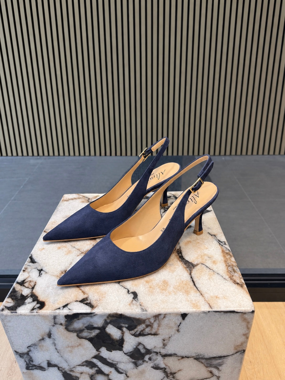 Women's Navy Suede Pointed-Toe Slingback Pumps