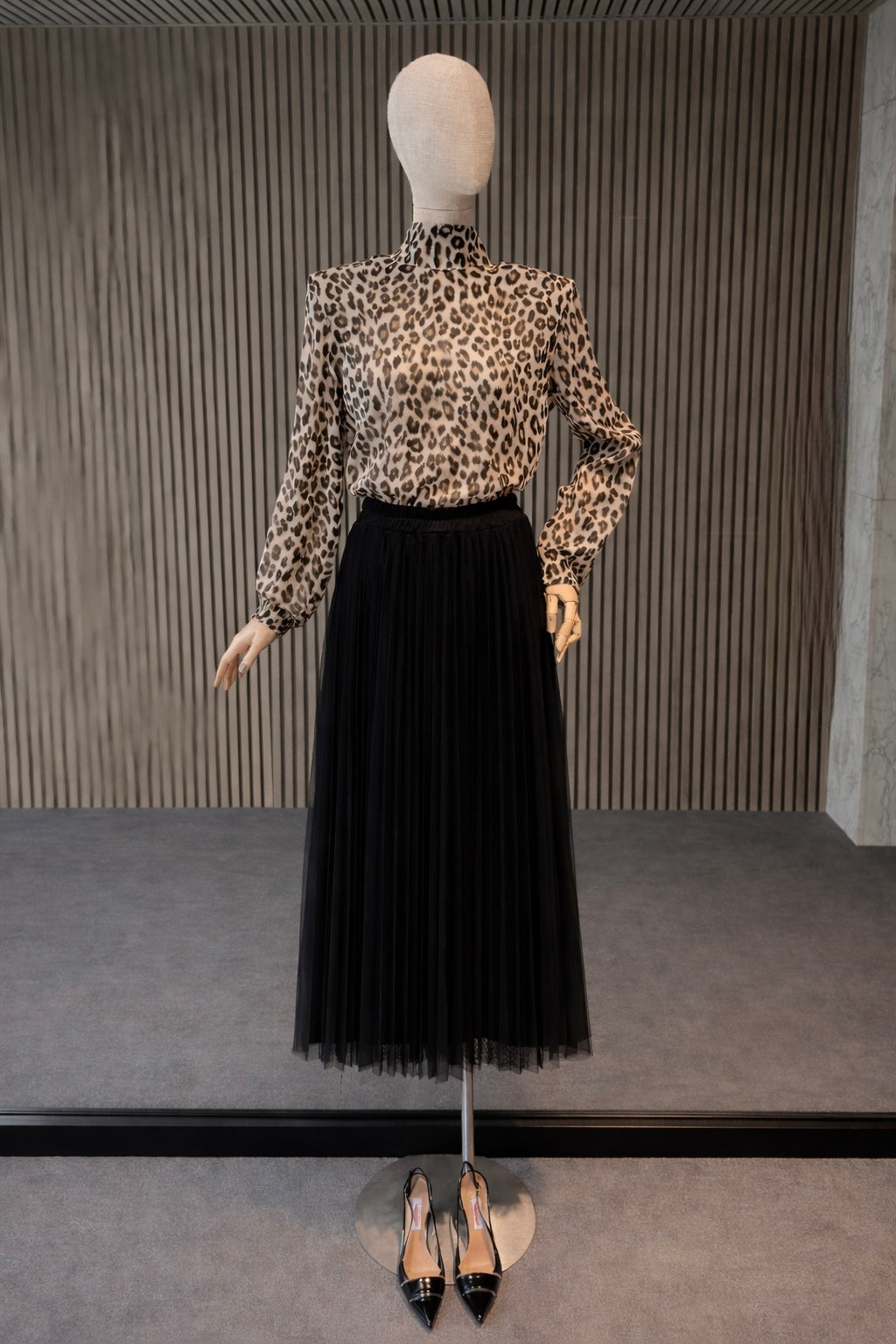 Leopard Print High Neck Blouse With A Bow In The Back