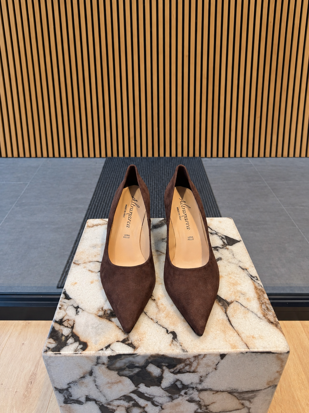 Women's Brown Suede Pointed-Toe Pumps With Flared Heel