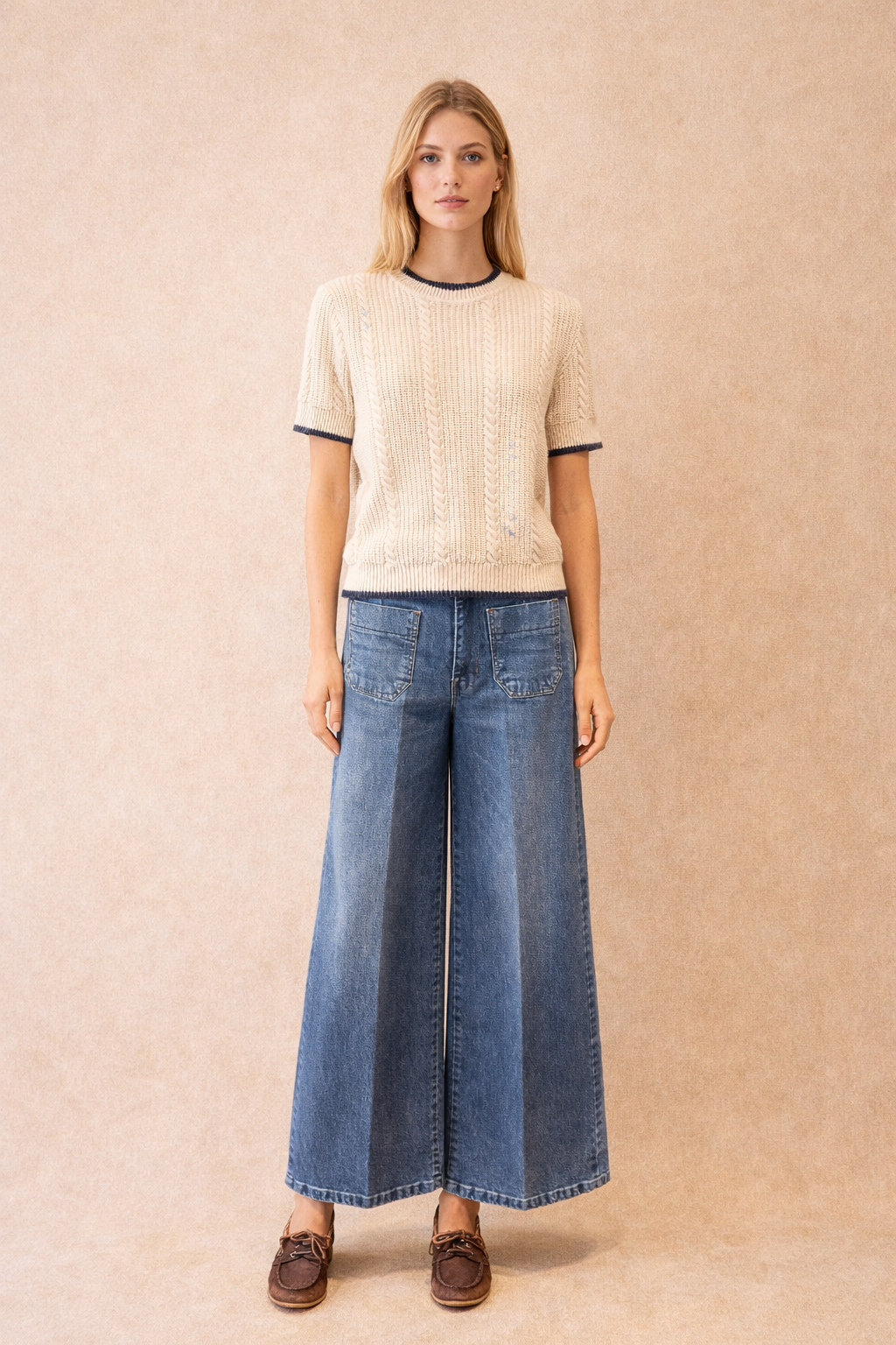 White Cable Knit Short Sleeve Sweater With Navy Trim