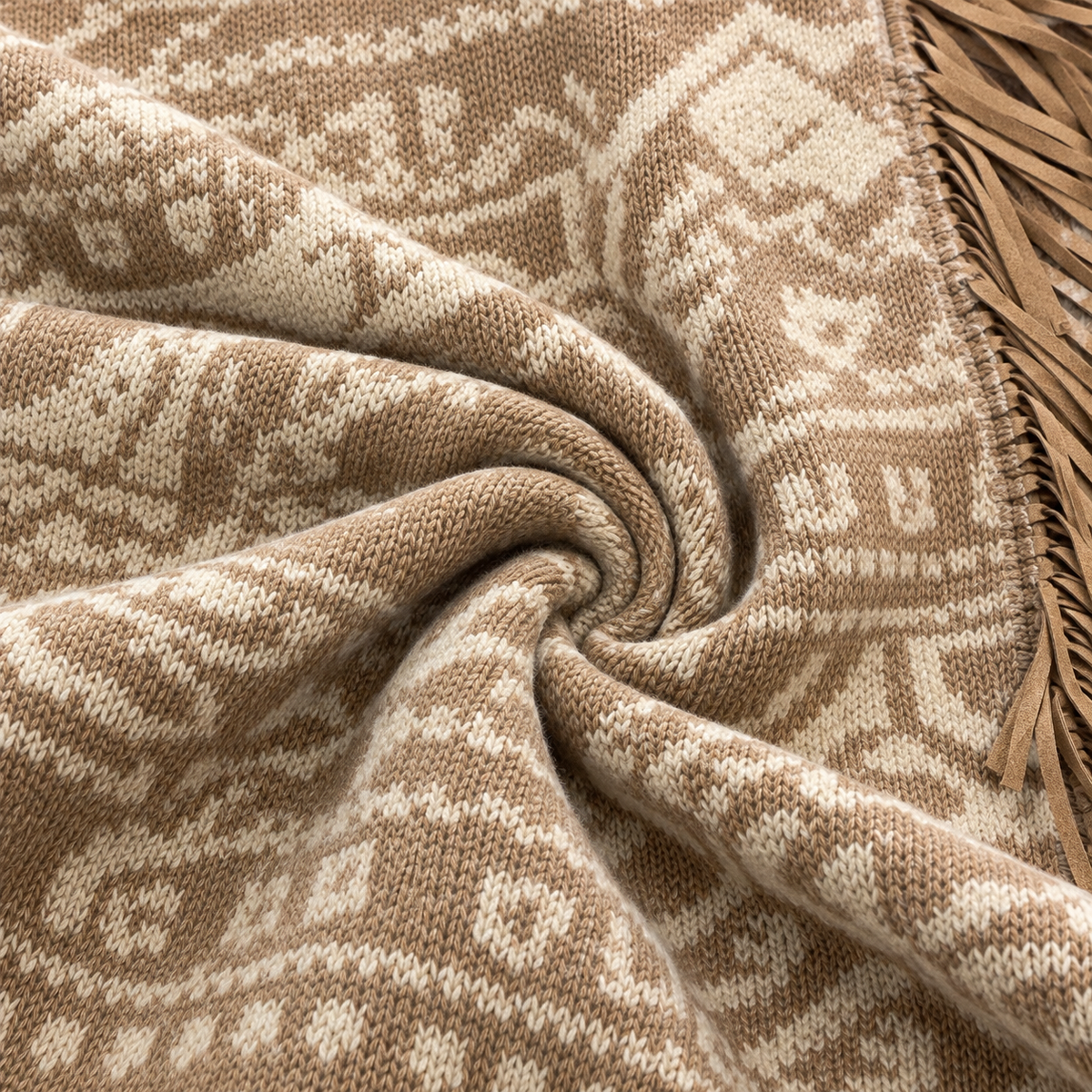 Gilet cardigan surdimensionné en maille à franges style bohème - Cardigan ceinturé à motif tribal beige