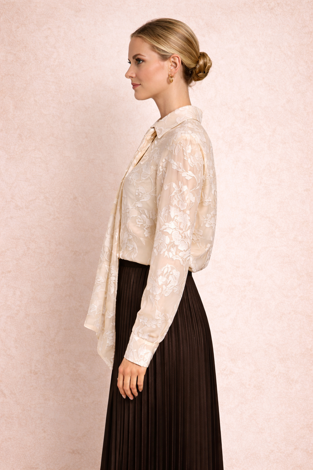 Beige shirt with floral details