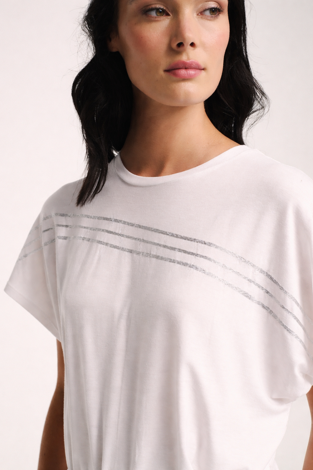 White Relaxed T-Shirt with Silver Foil Stripes – Soft Premium Casual Top