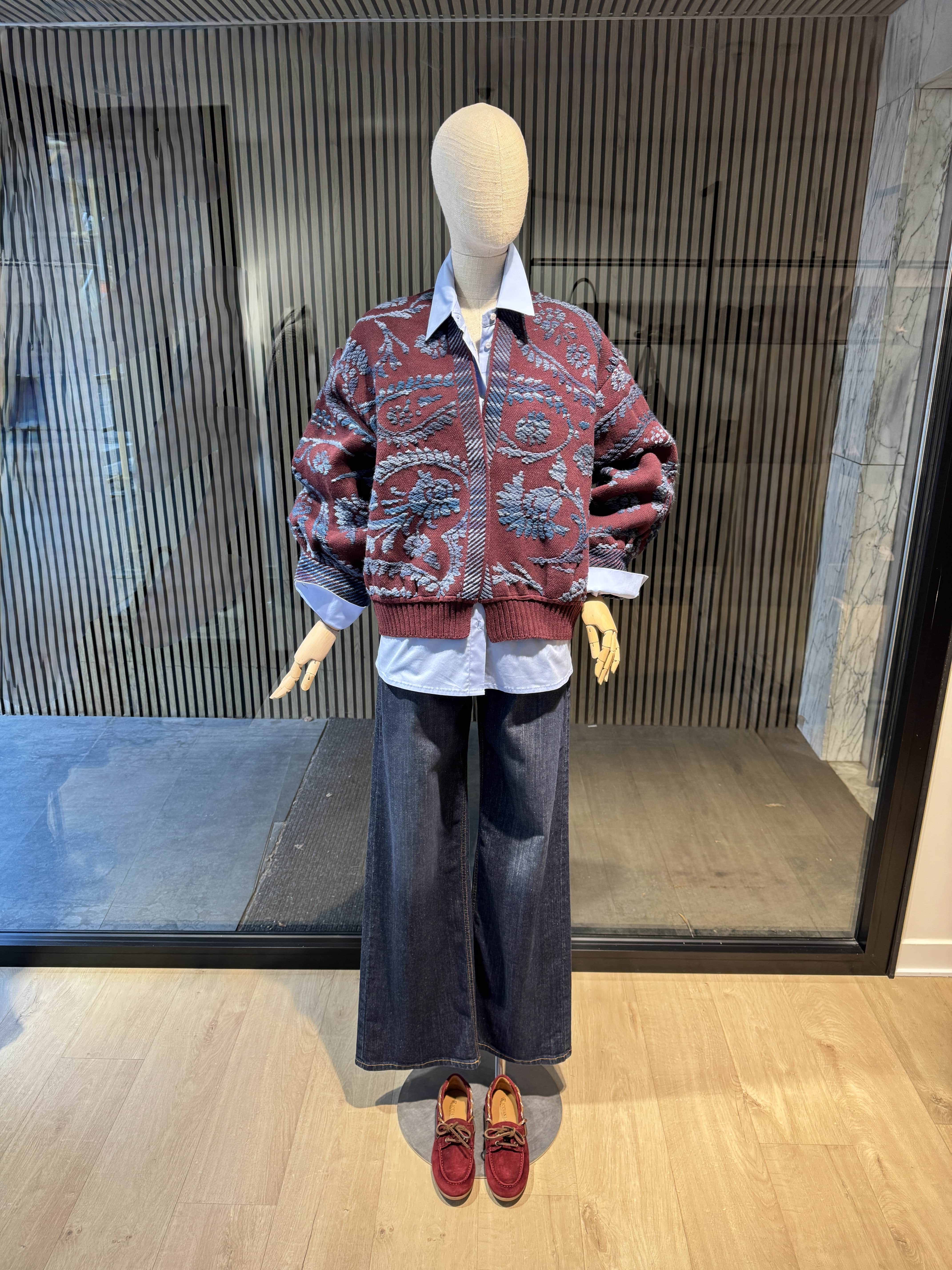 Relaxed fit burgundy printed cardigan