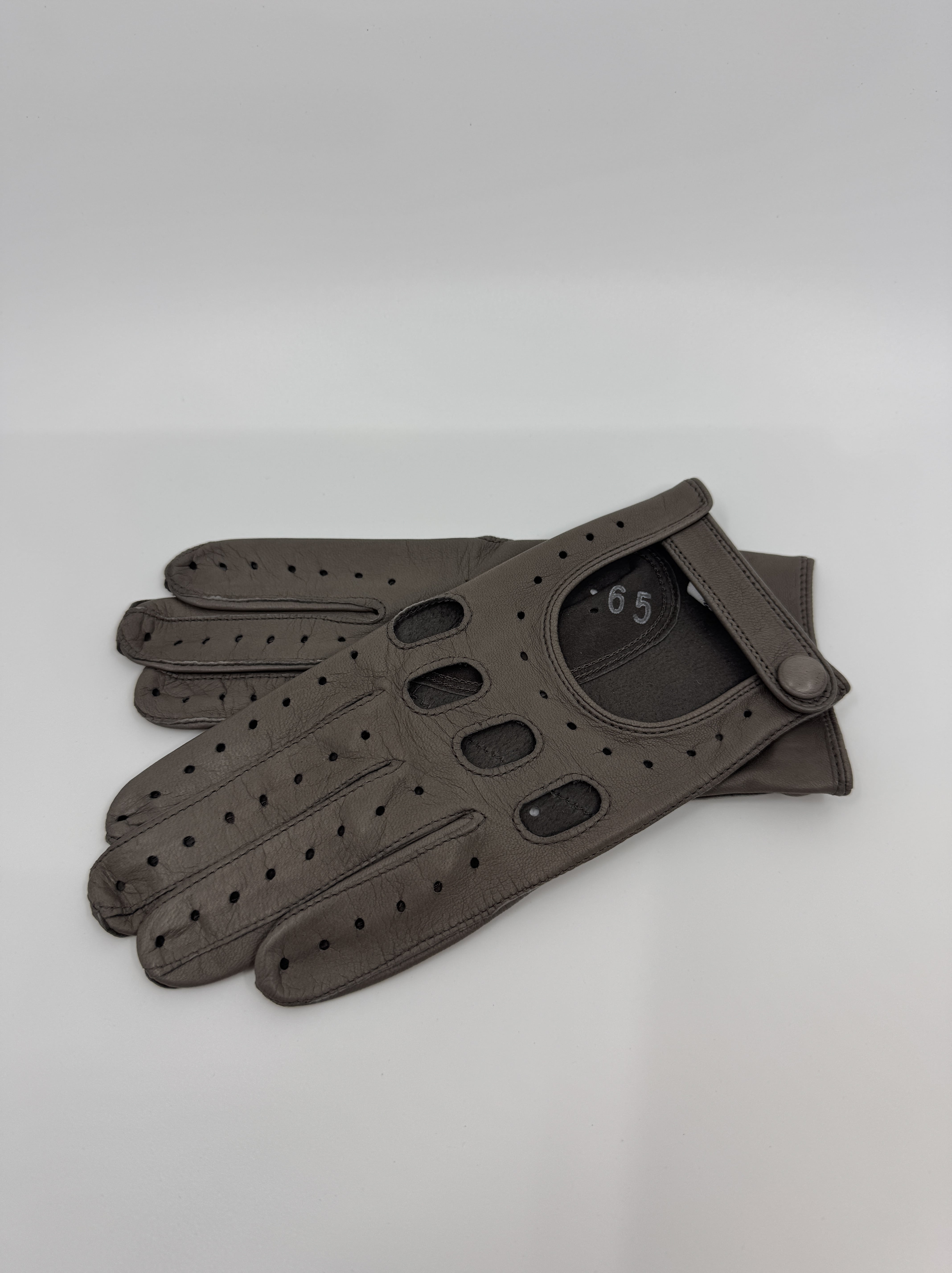 Messina Women's light grey leather driving gloves