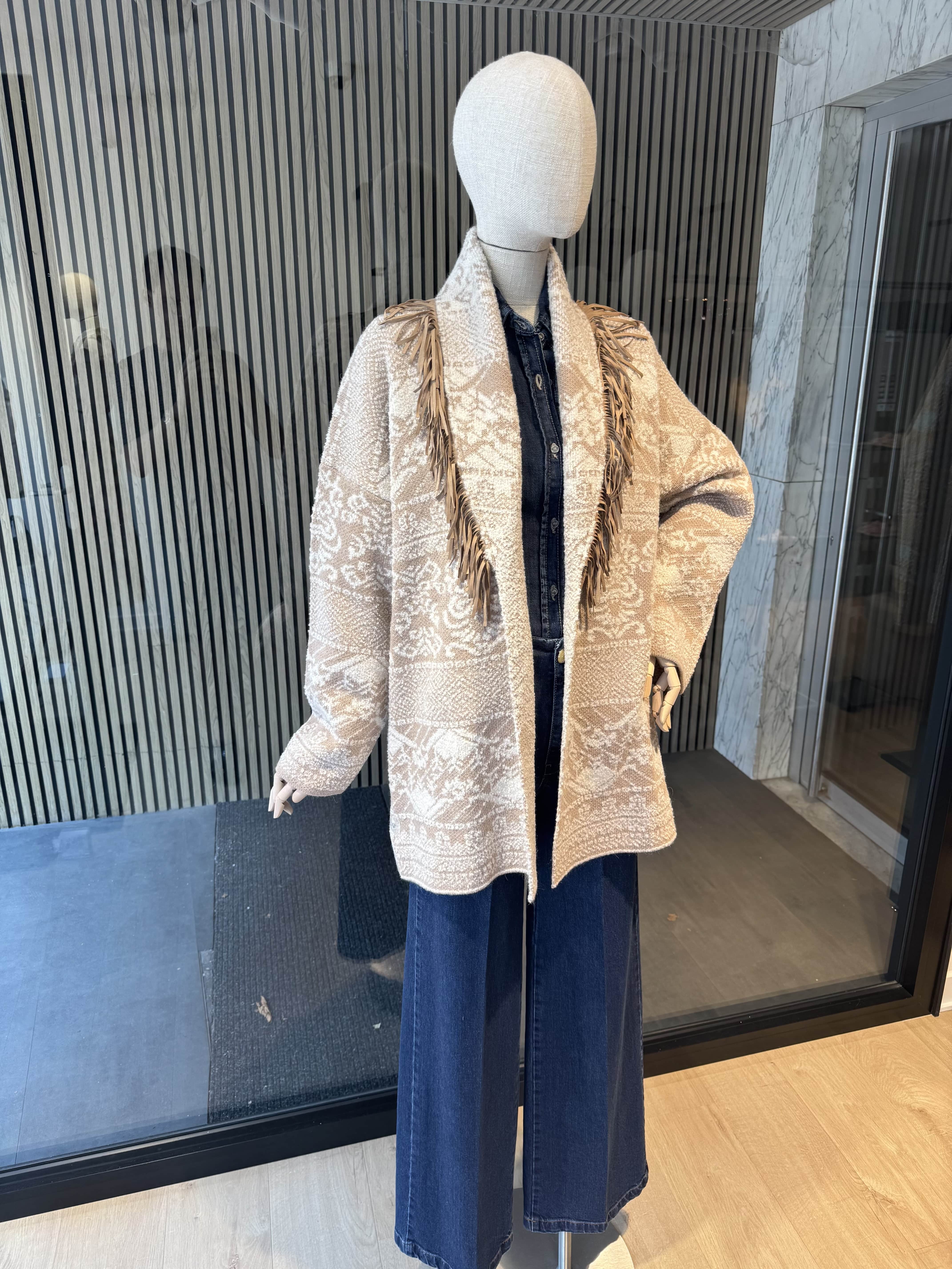 Relaxed fit cardigan with fringes
