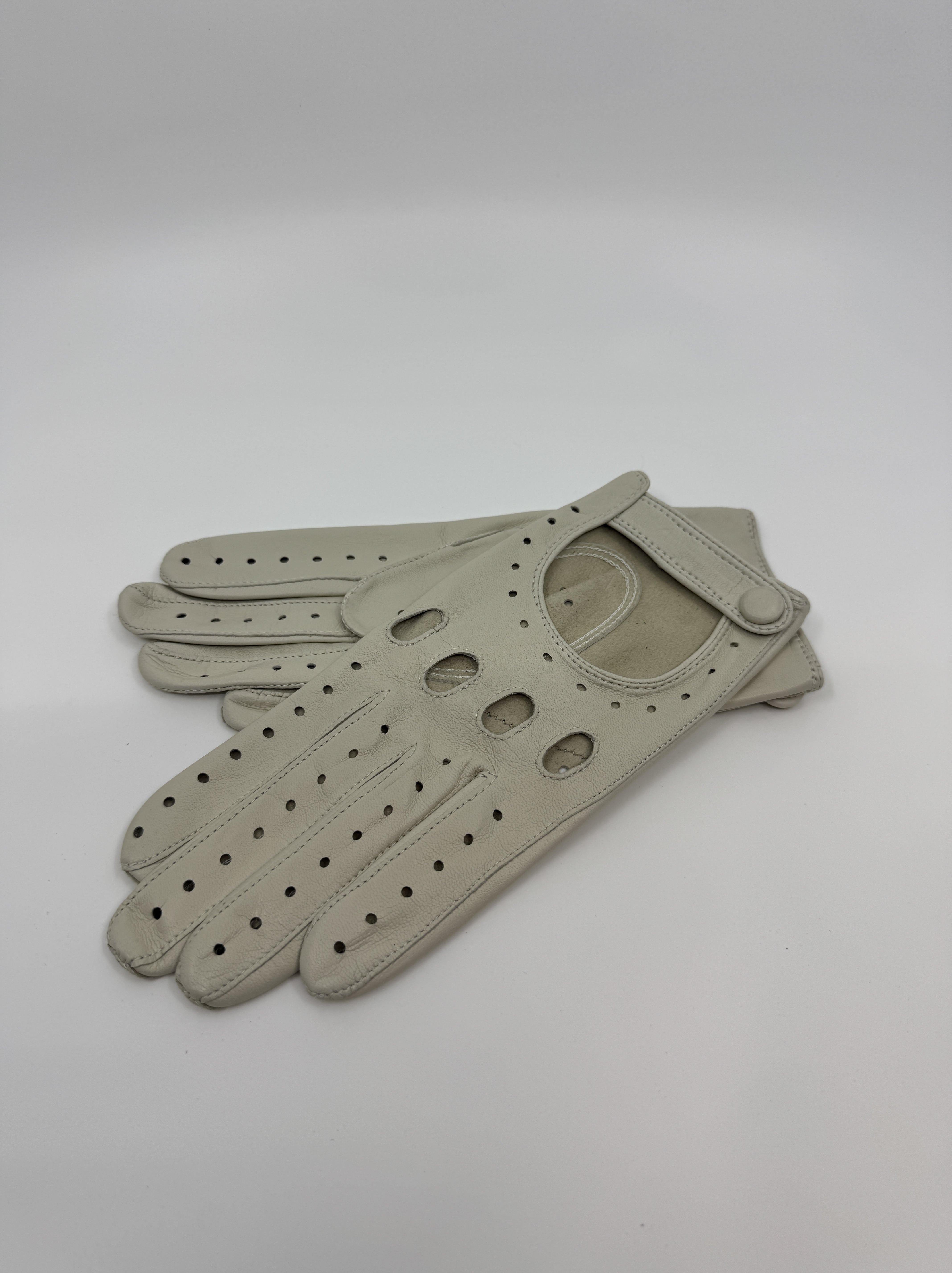 Messina Women's cream leather driving gloves