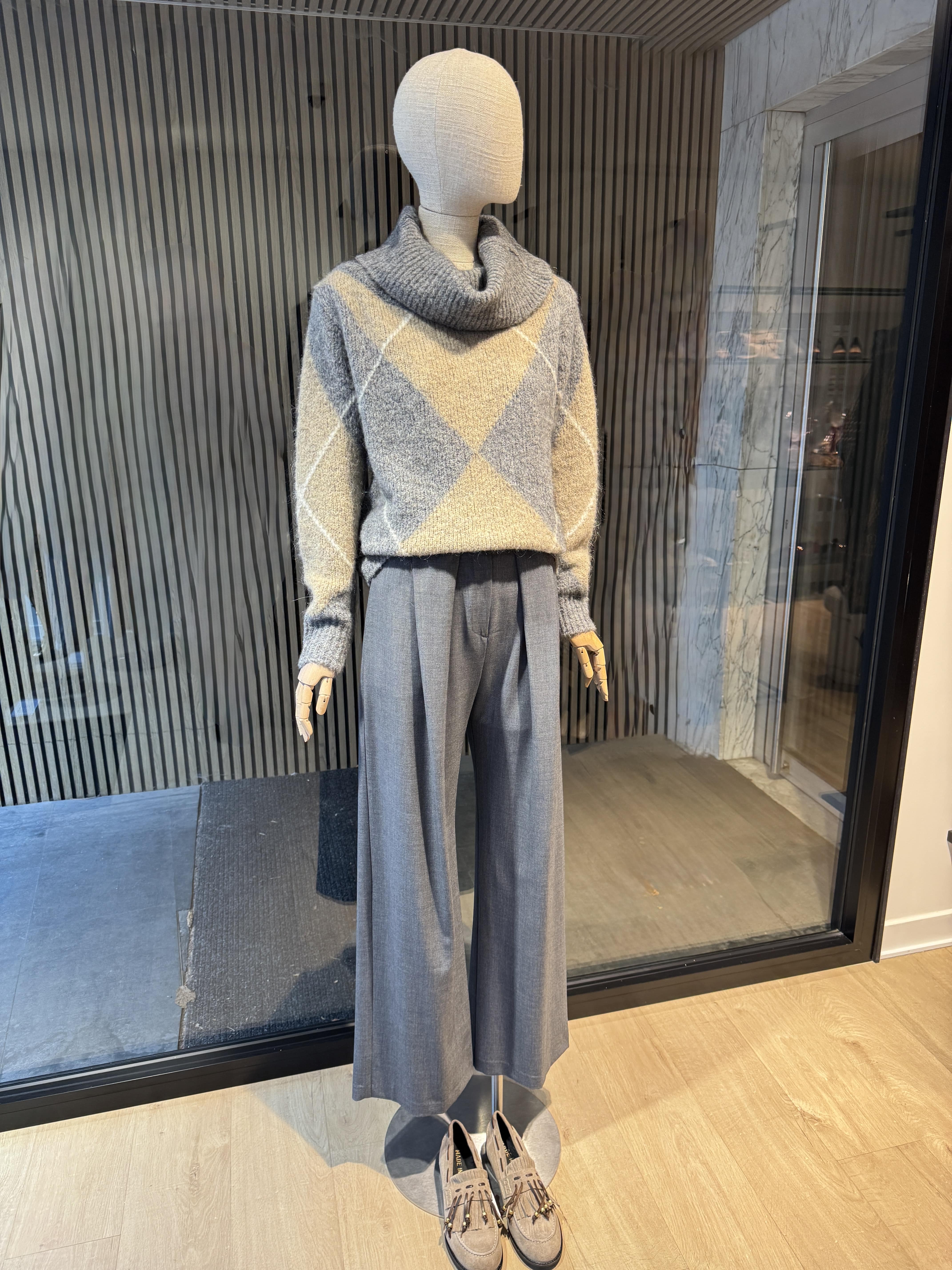 Relaxed fit grey/beige sweater