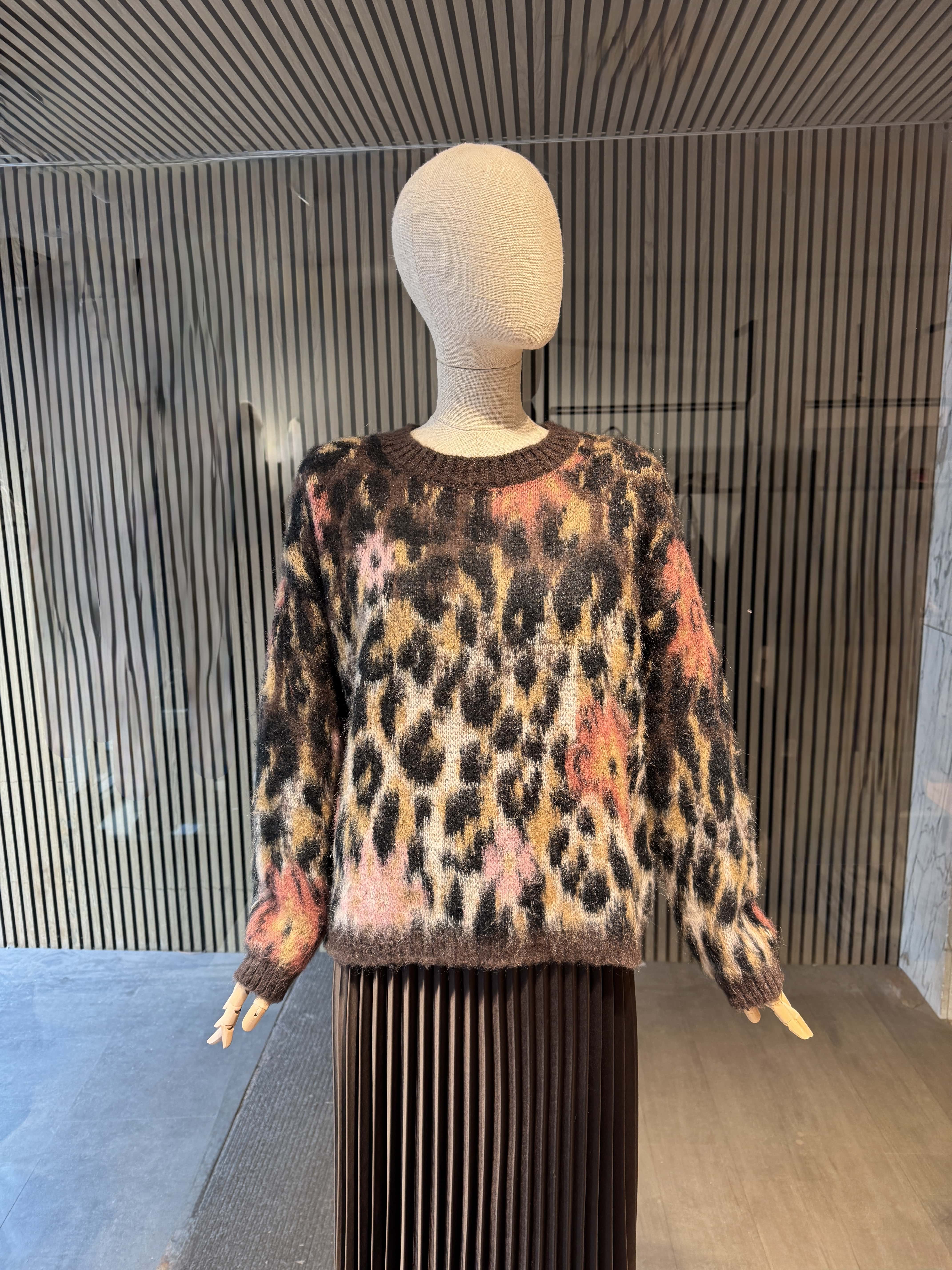 Relaxed fit brown printed sweater