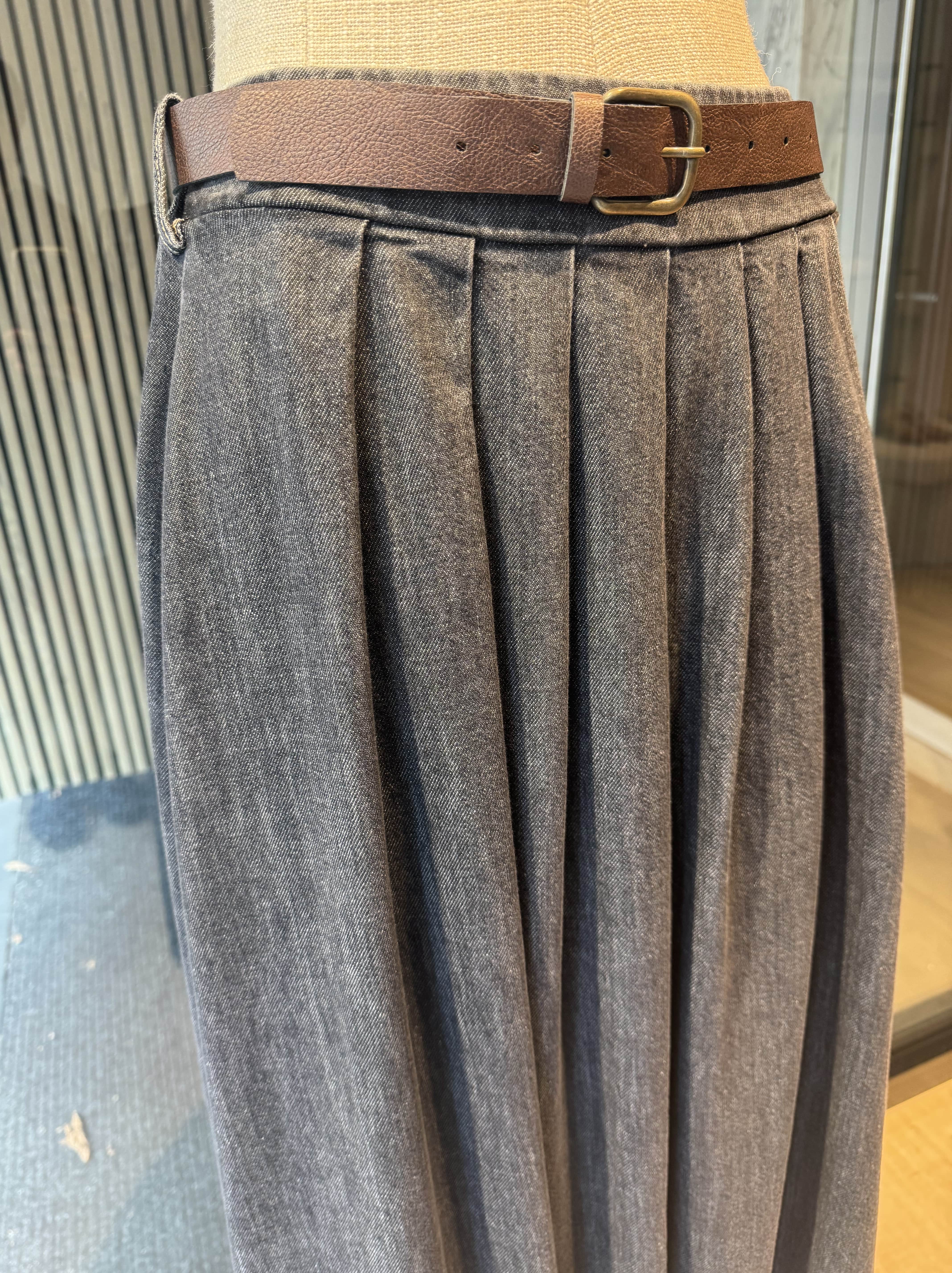 Relaxed fit long denim skirt